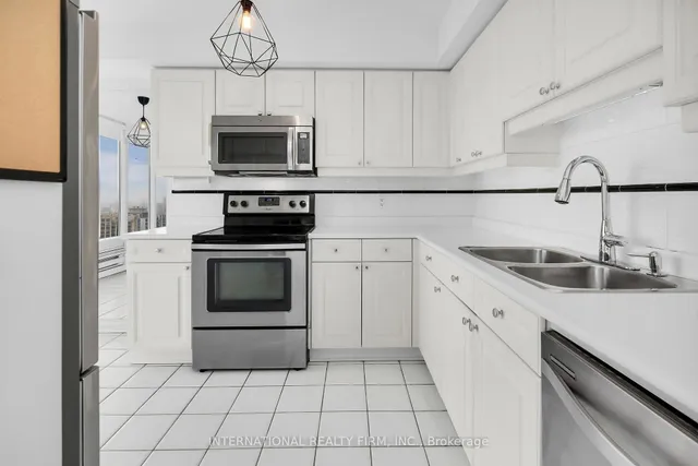 Additional property image - 1 Palace Pier Crt Unit 2807