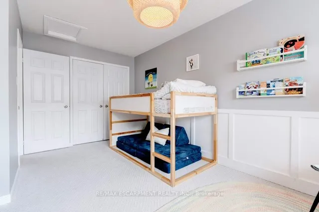 Additional property image - 5090 Fairview St Unit 40