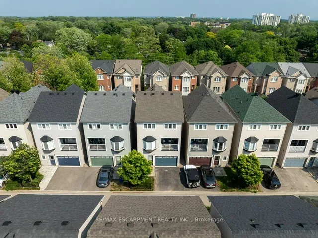 Additional property image - 5090 Fairview St Unit 40