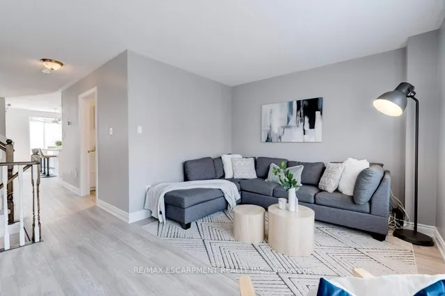 Additional property image - 5090 Fairview St Unit 40