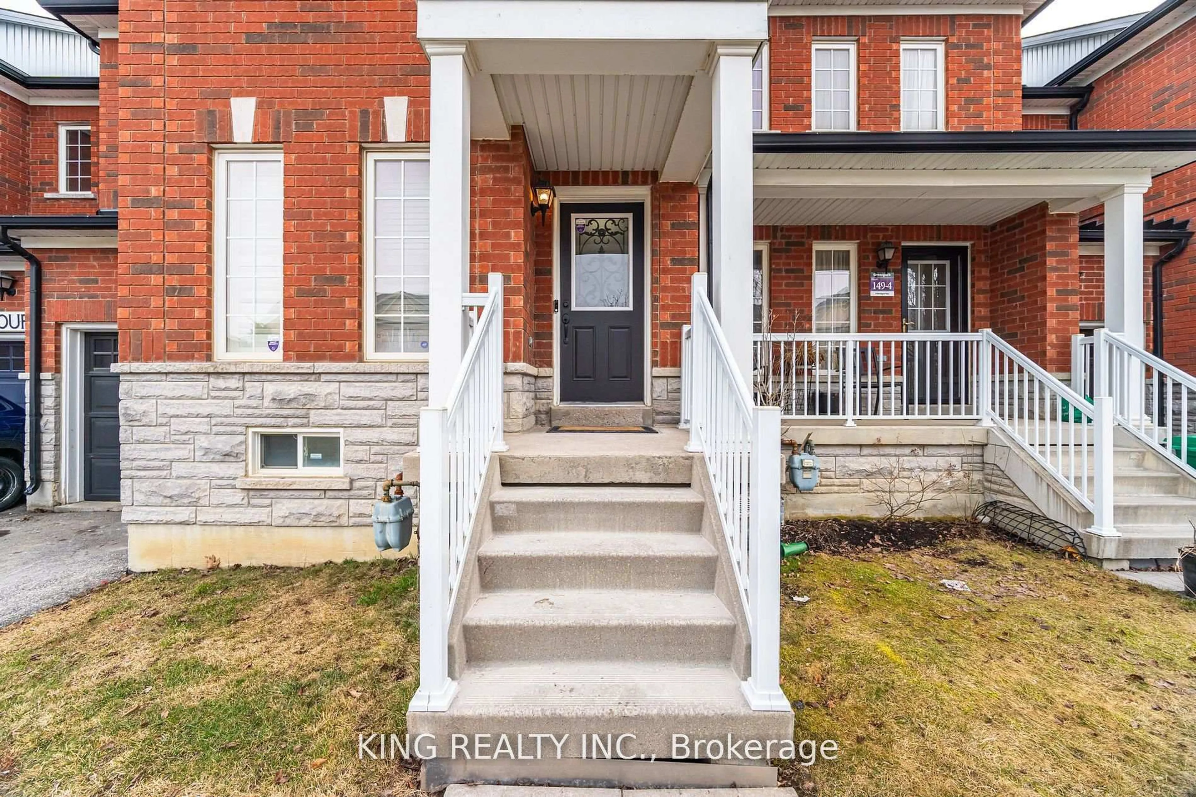 Indoor entryway for 6 Nutwood Way, Brampton Ontario L6R 0X7