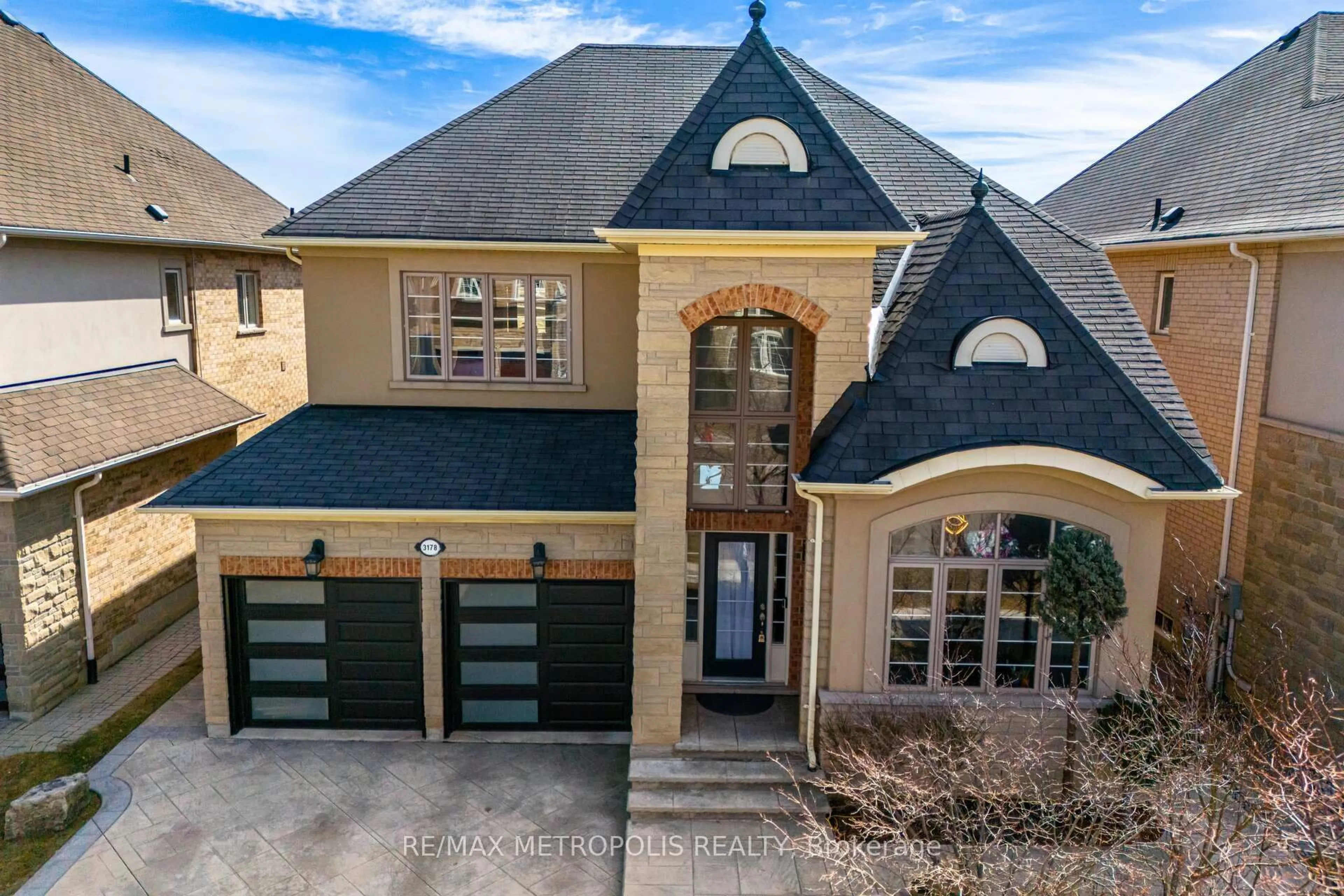 Home with brick exterior material, street for 3178 Tacc Dr, Mississauga Ontario L5M 0B6