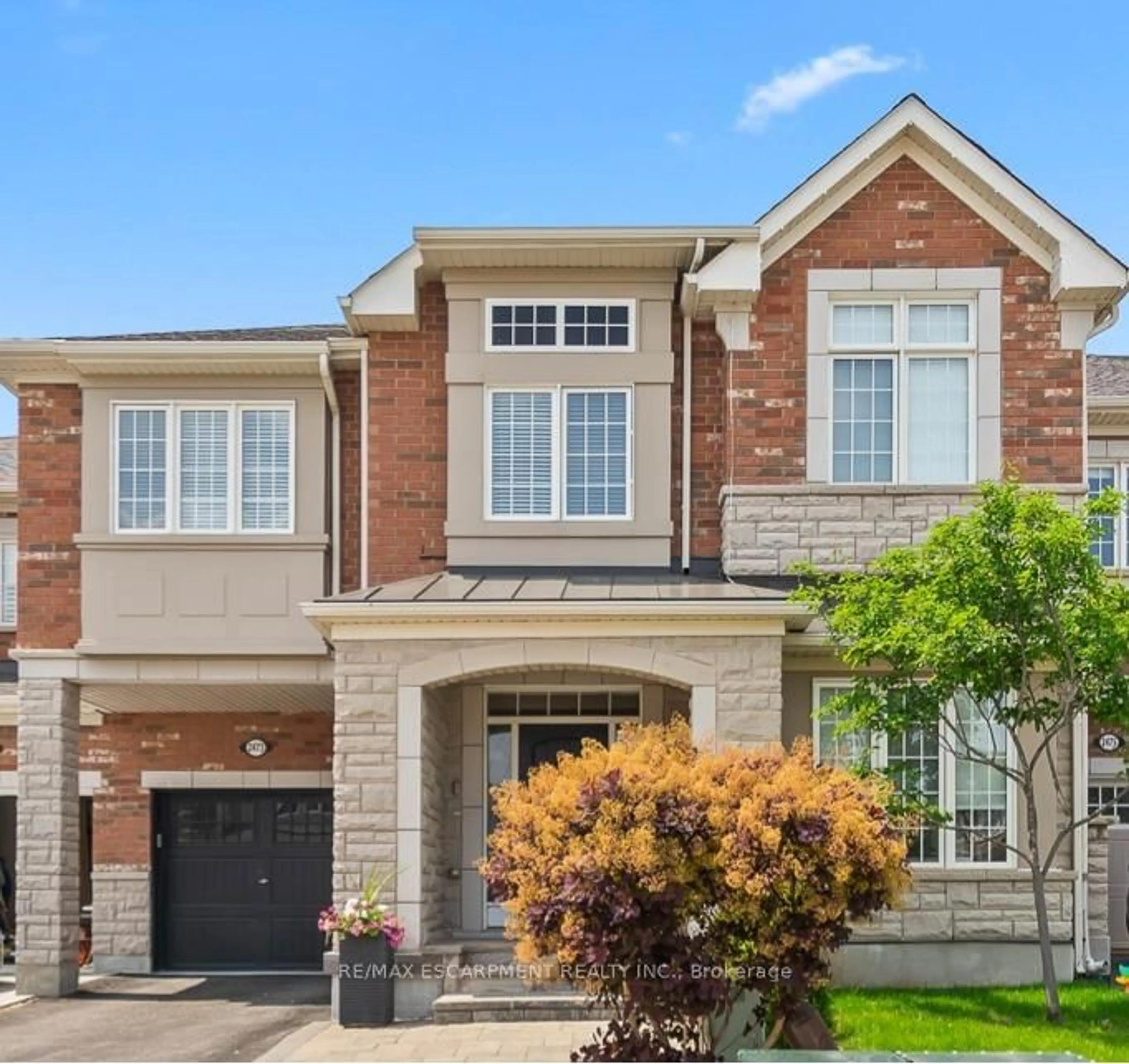 Home with brick exterior material, street for 2473 Elder Lane, Oakville Ontario L6M 0L1
