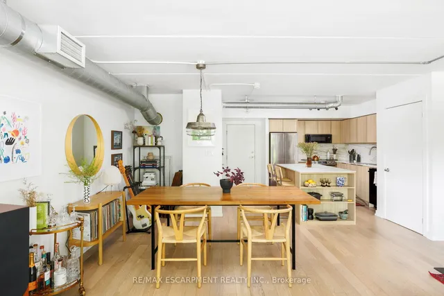 Additional property image - 1100 Lansdowne Ave Unit 346
