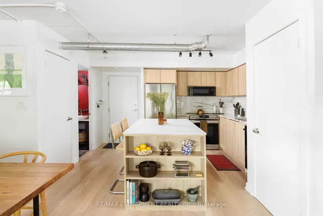 Additional property image - 1100 Lansdowne Ave Unit 346