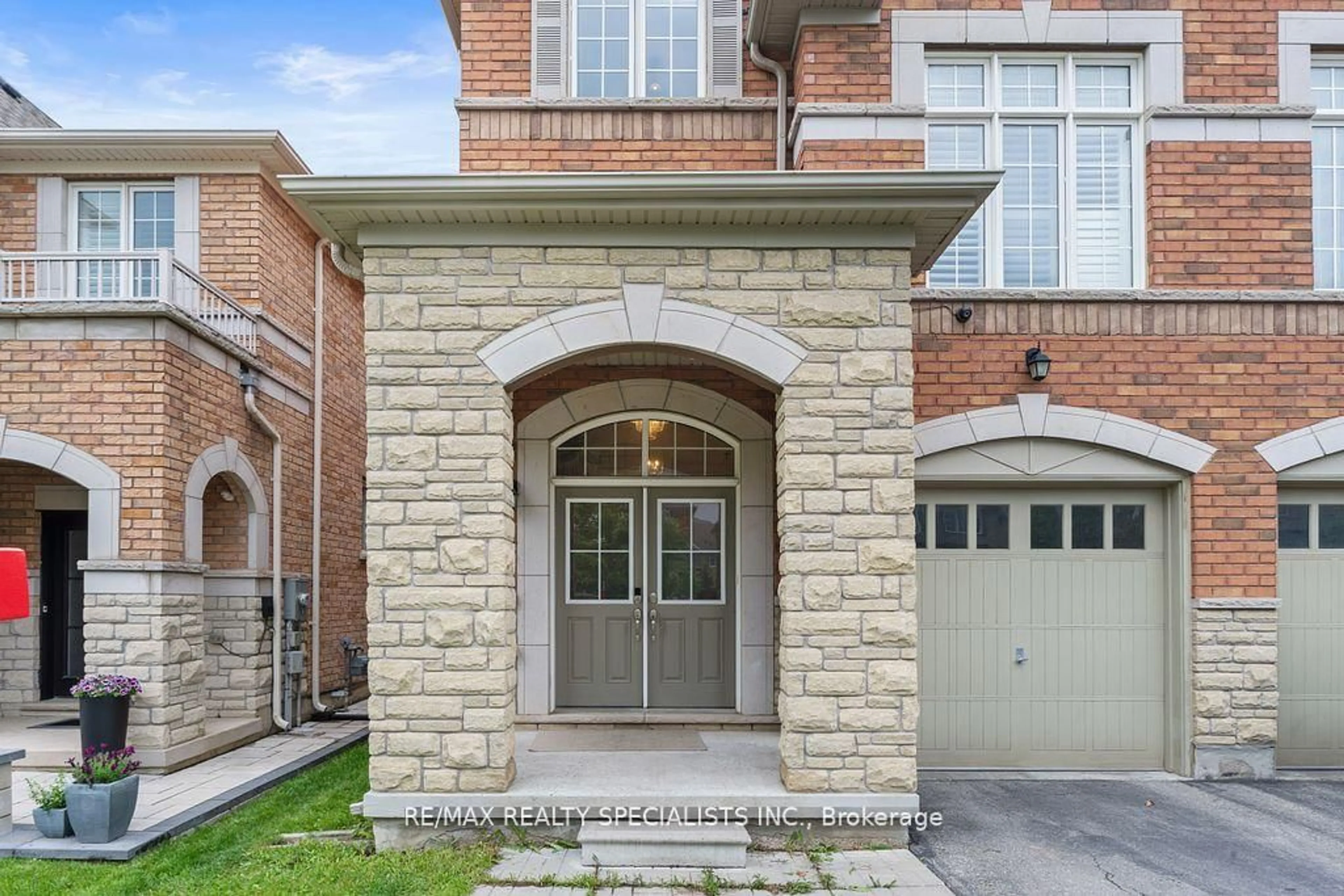 Home with brick exterior material, street for 54 Mcpherson Rd, Caledon Ontario L7C 4A8