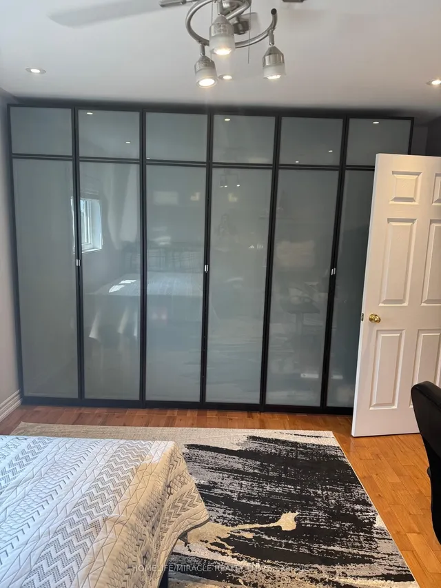 Additional property image - 608 Driftcurrent Dr