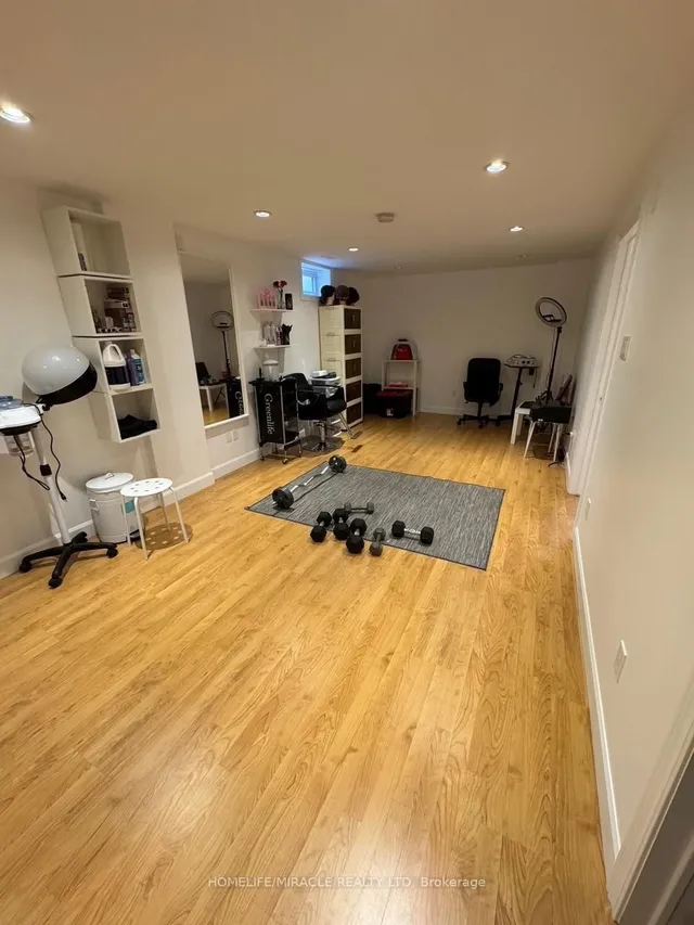Additional property image - 608 Driftcurrent Dr