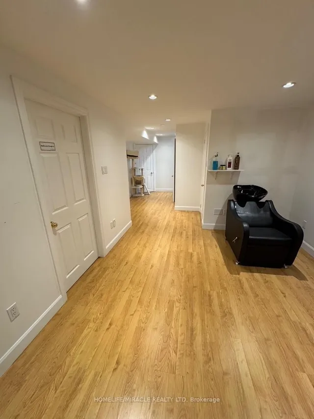 Additional property image - 608 Driftcurrent Dr