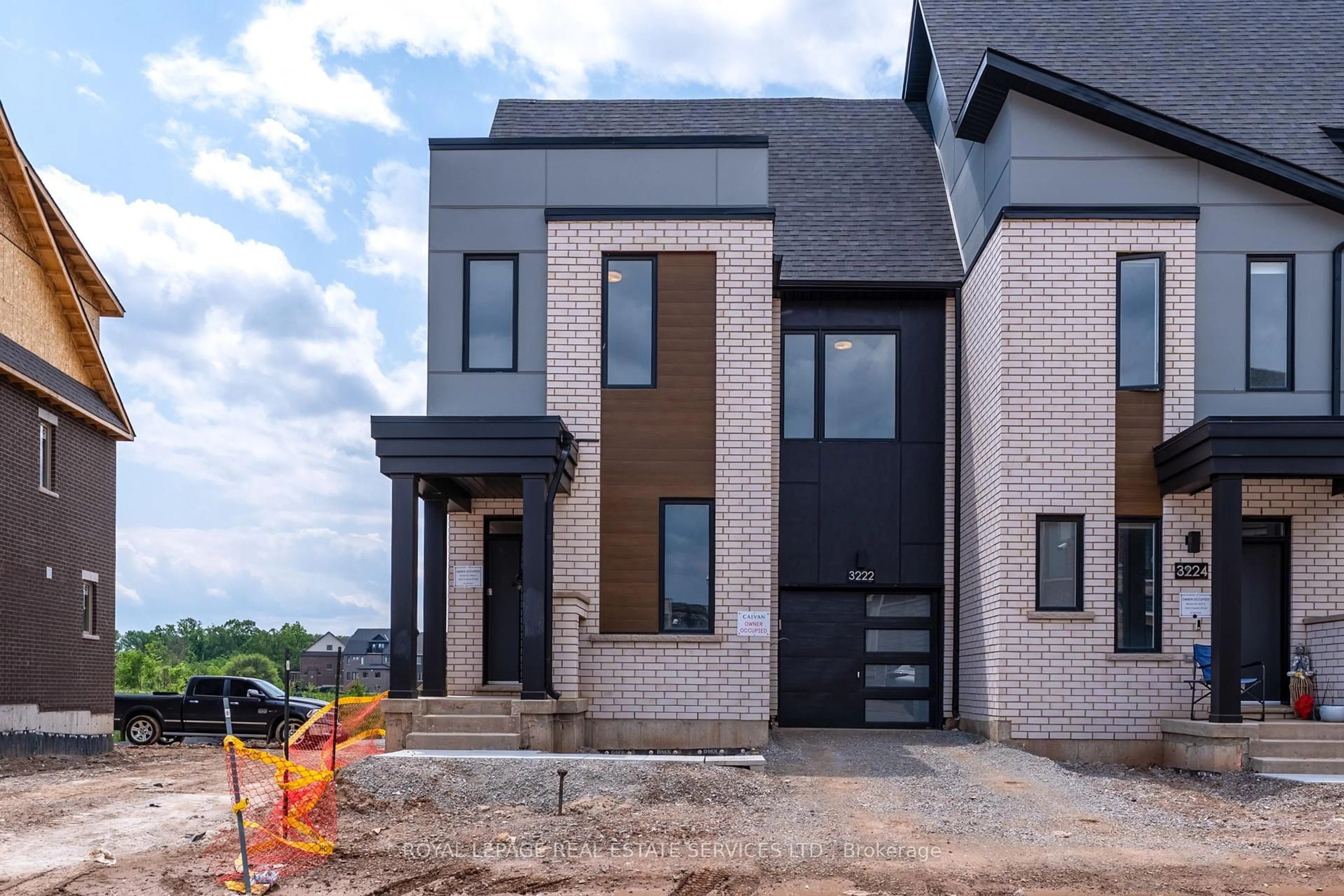 Home with brick exterior material, street for 3222 Crystal Dr, Oakville Ontario L6M 0W8