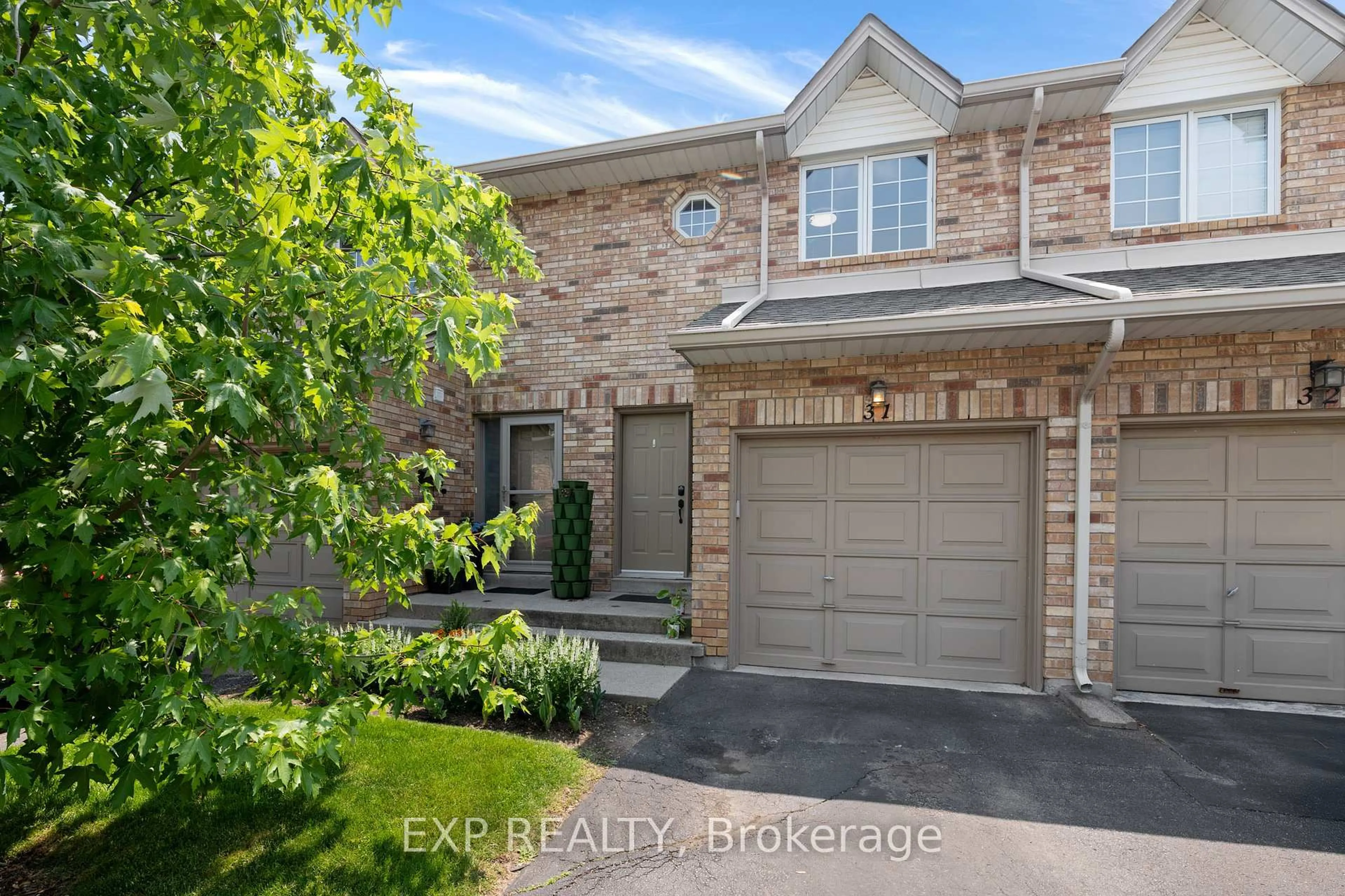 Unknown for 2025 Cleaver Ave #31, Burlington Ontario L7M 4H8