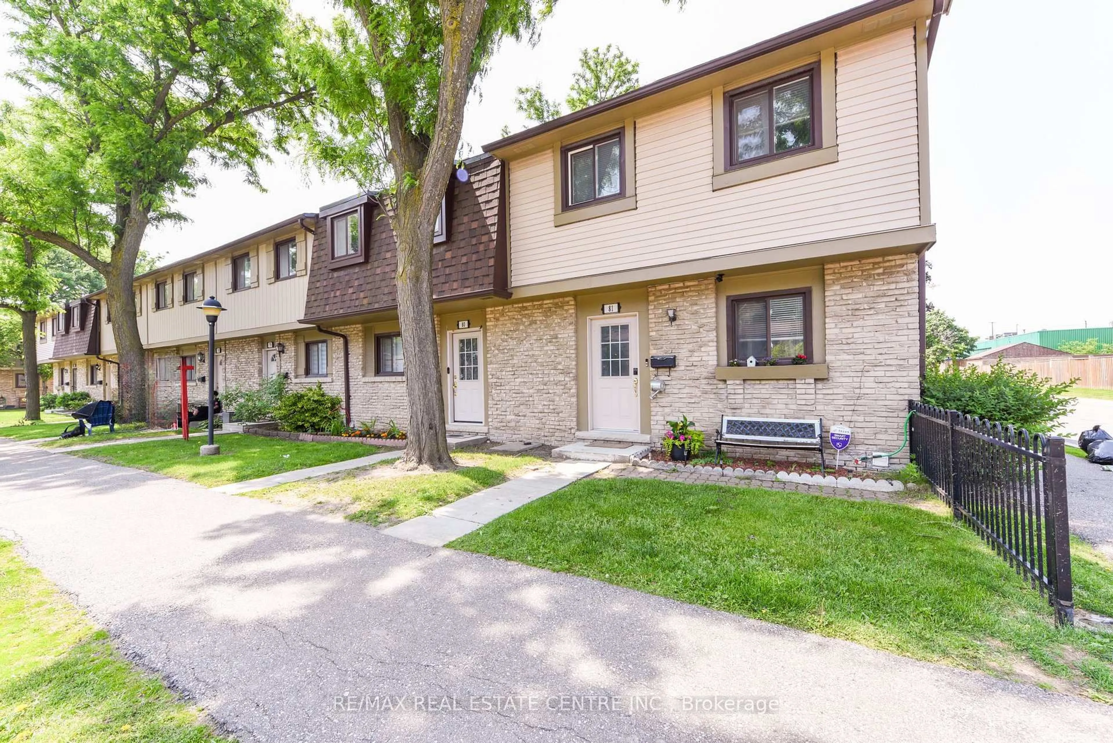 Unknown for 105 Hansen Rd #81, Brampton Ontario L6V 3C9