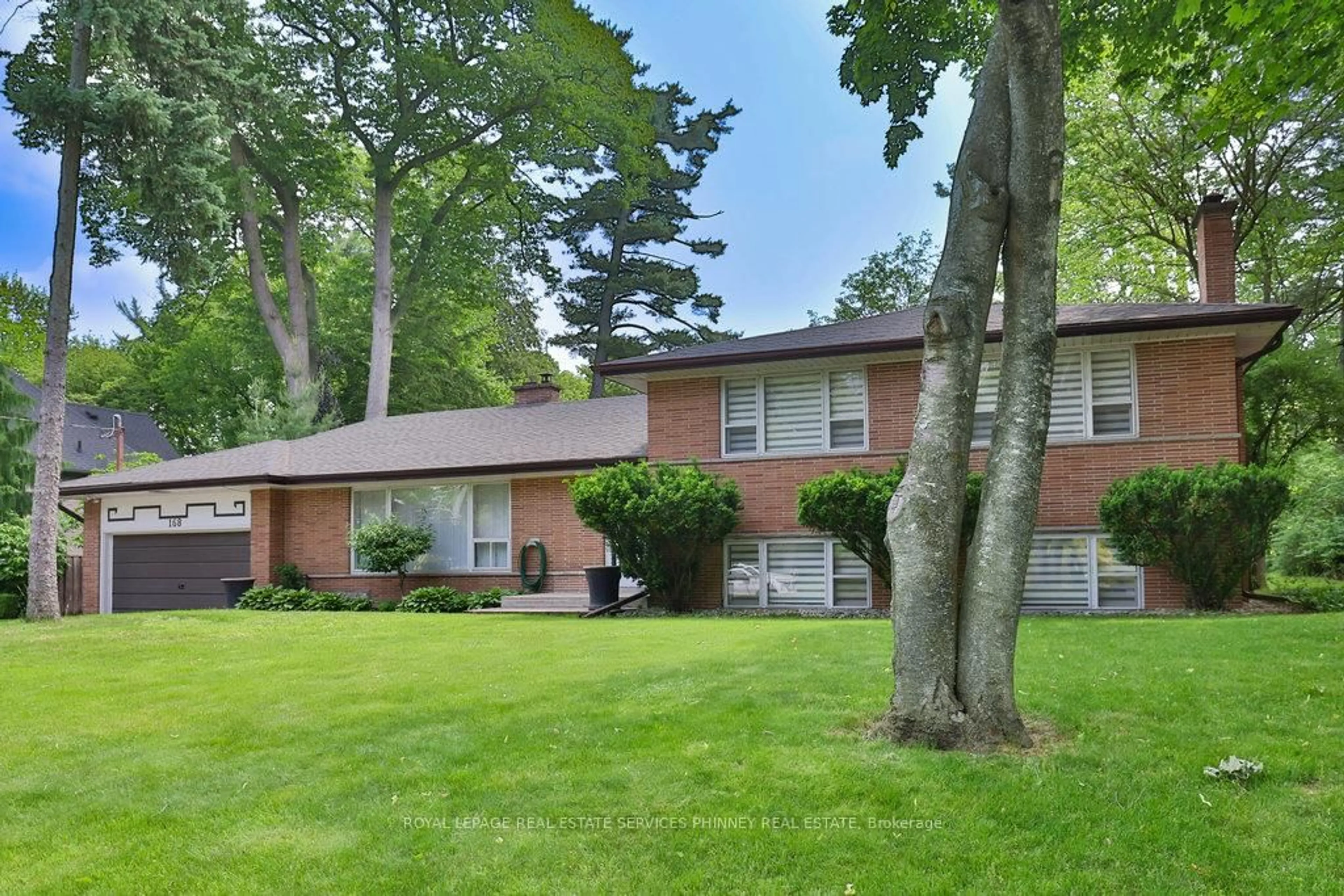 Home with brick exterior material, unknown for 168 Breezy Pines Dr, Mississauga Ontario L5B 1B4
