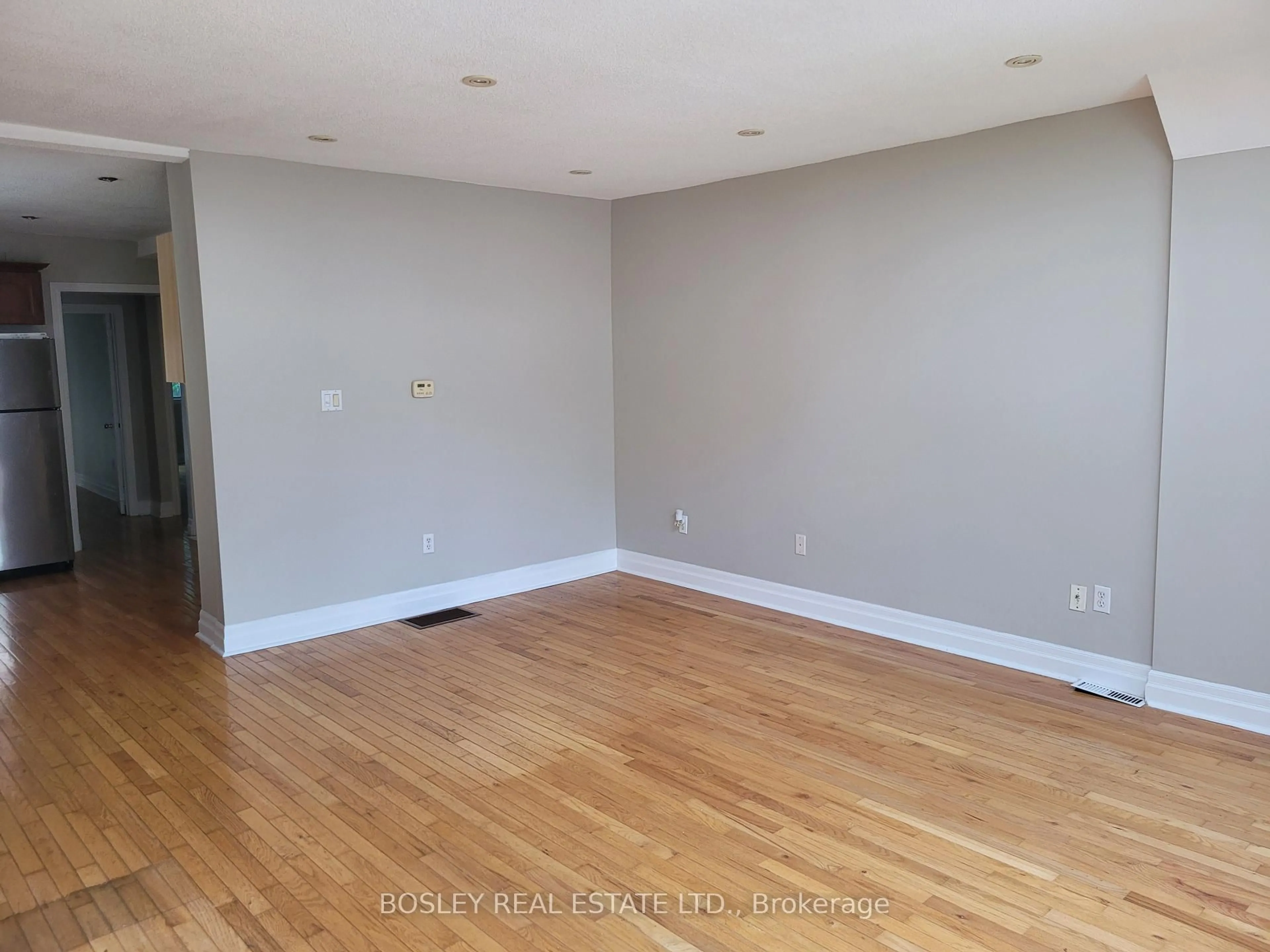 A pic of a room for 71 Rockcliffe Blvd, Toronto Ontario M6N 4R4