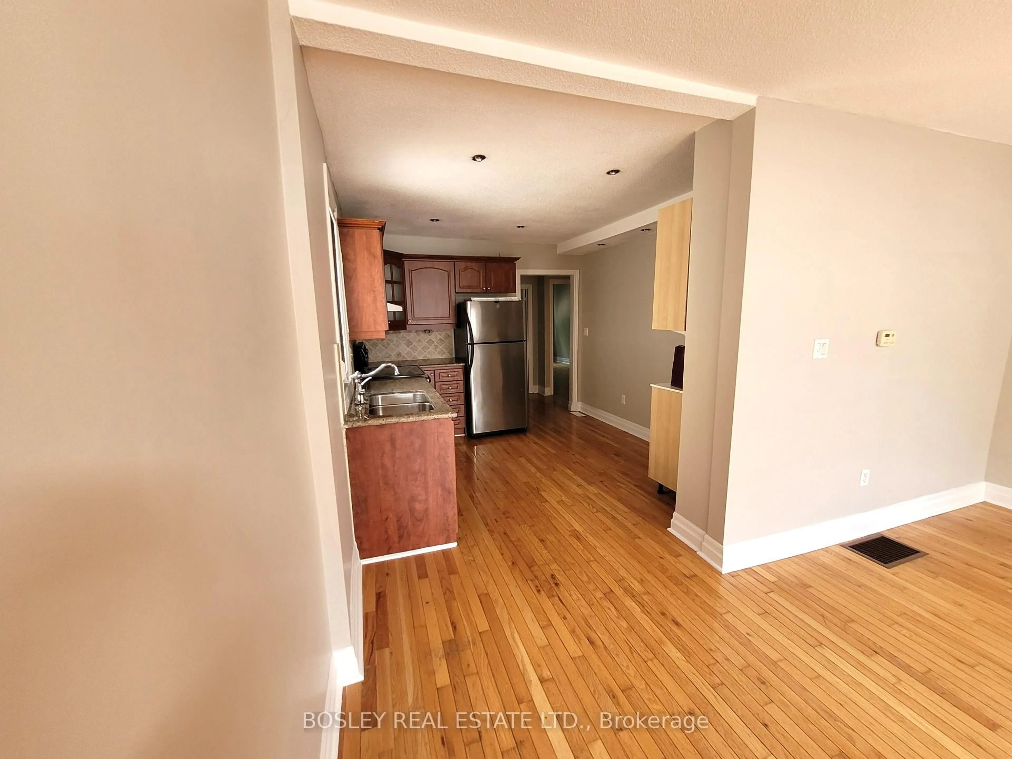 A pic of a room for 71 Rockcliffe Blvd, Toronto Ontario M6N 4R4