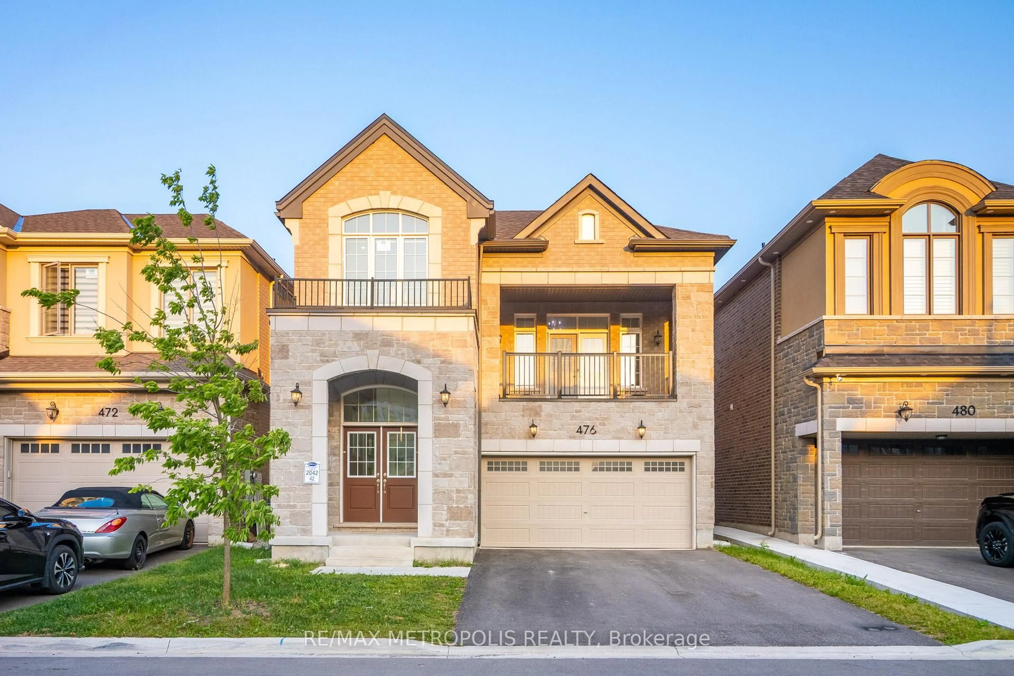 Home with brick exterior material, street for 476 Boyd Lane, Milton Ontario L9E 1W6