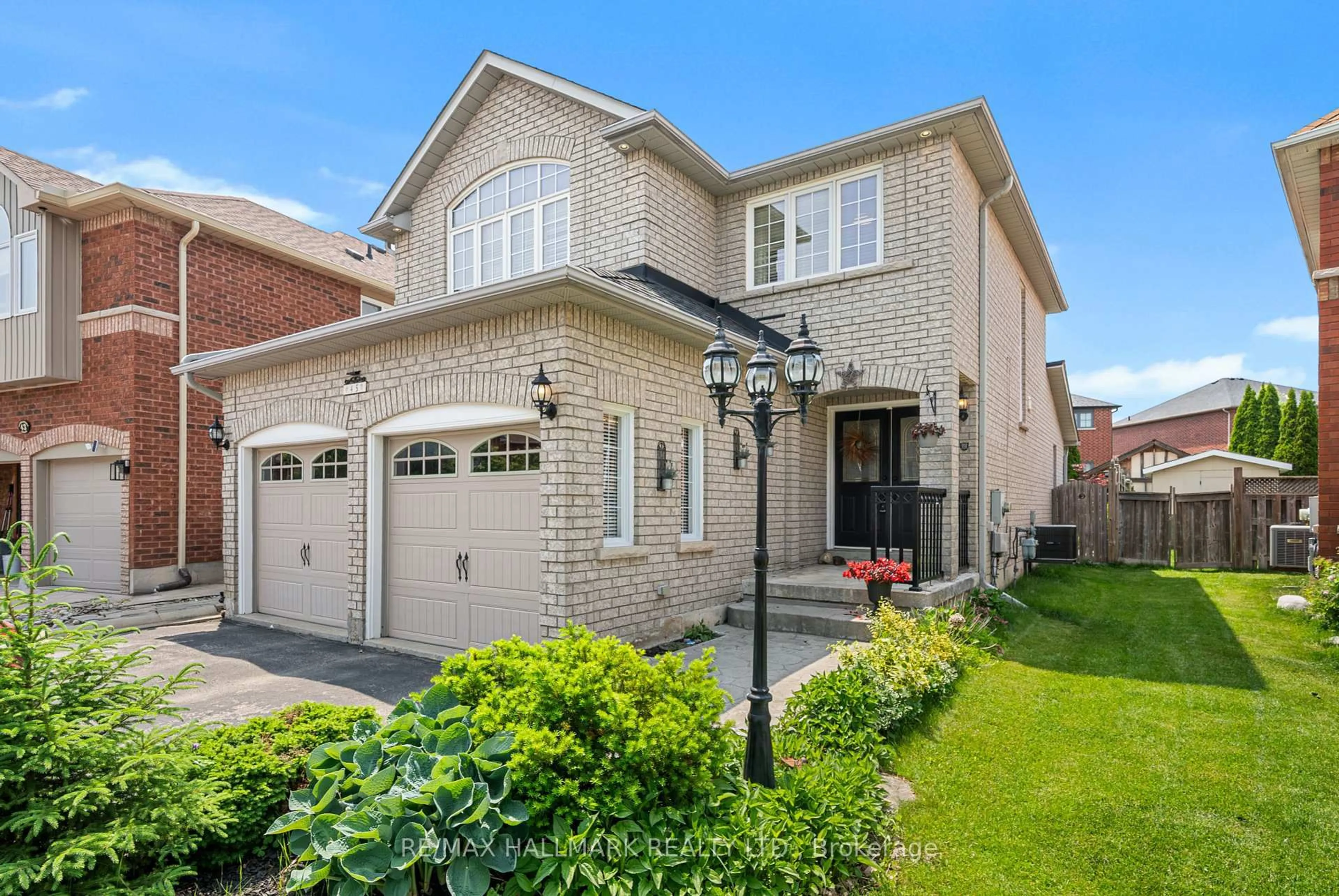 Home with brick exterior material, street for 45 Terrastone Crt, Caledon Ontario L7E 2G7