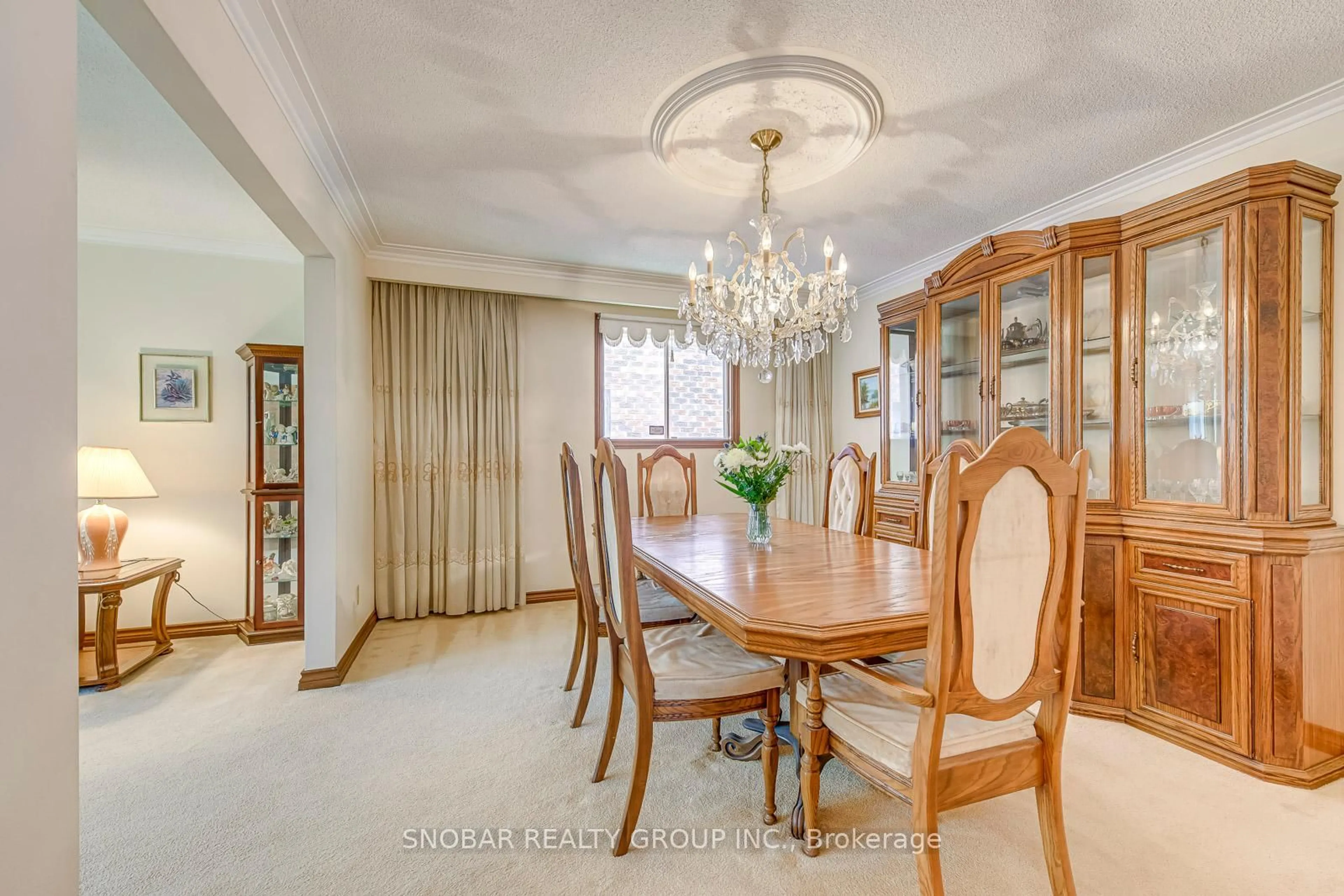 Dining room, unknown for 9A Kingsview Blvd, Toronto Ontario M9R 1T5