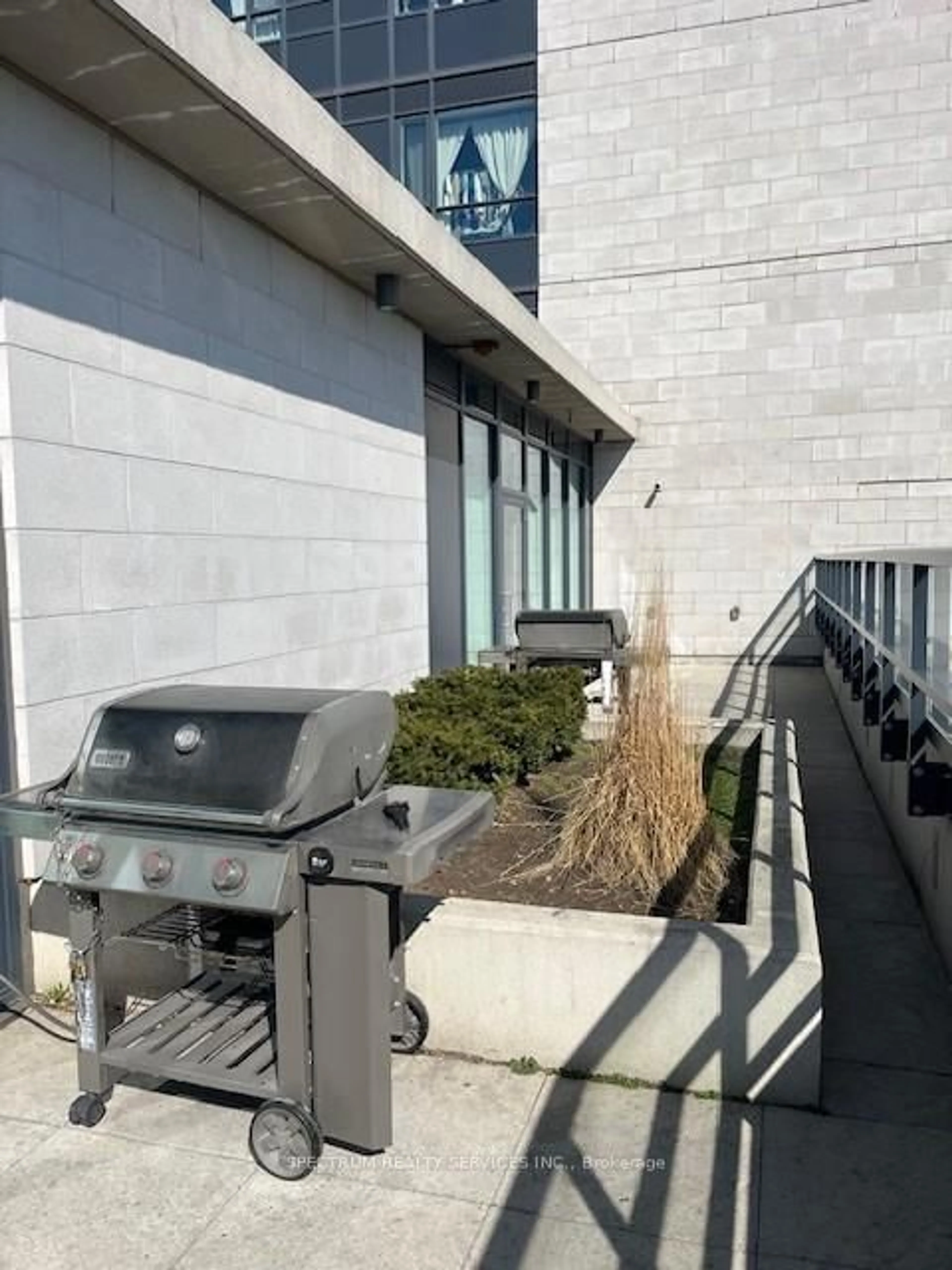 Patio, unknown for 2800 KEELE St #205, Toronto Ontario M3M 2G4