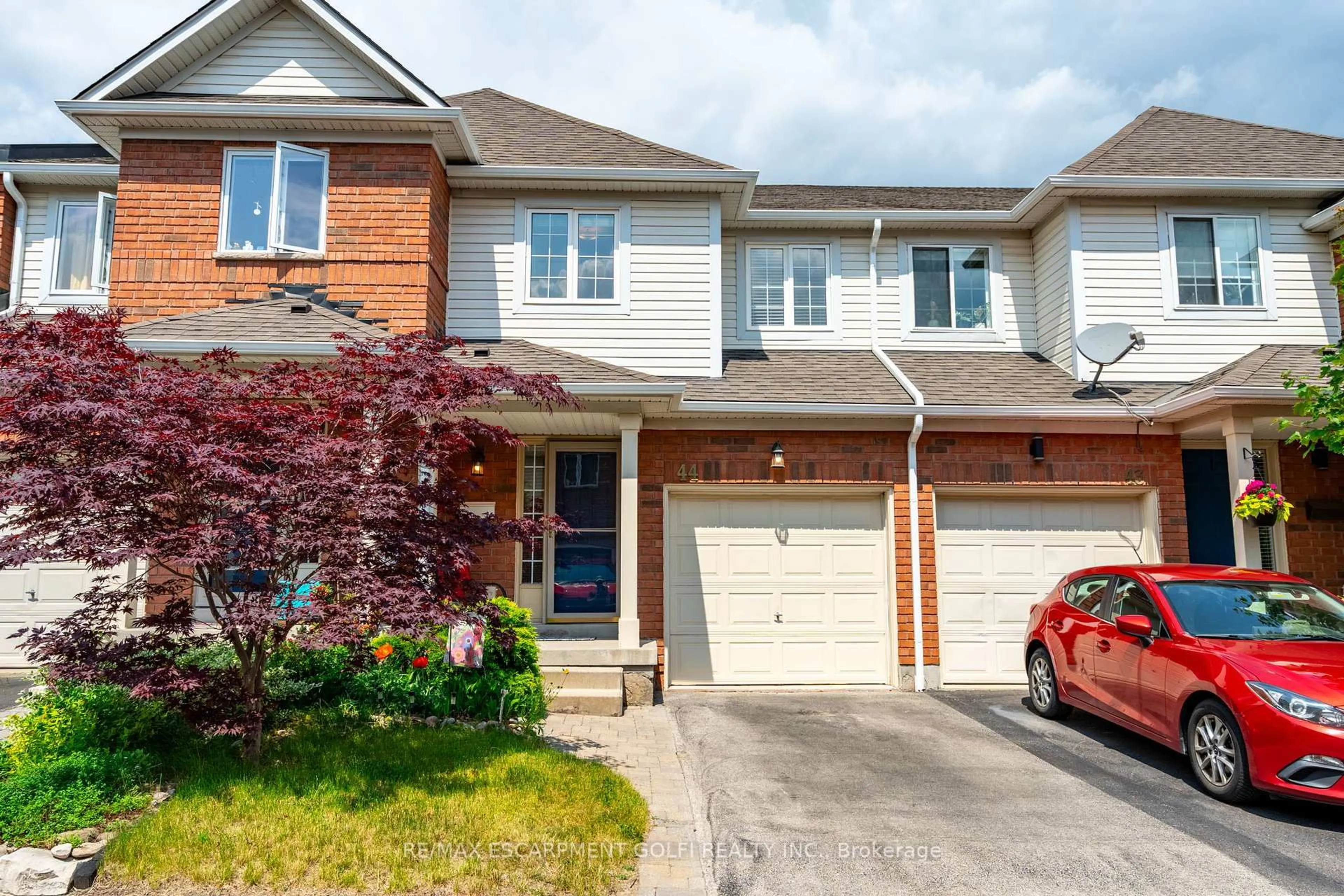 Home with brick exterior material, street for 710 Spring Gardens Rd #44, Burlington Ontario L7T 4K7