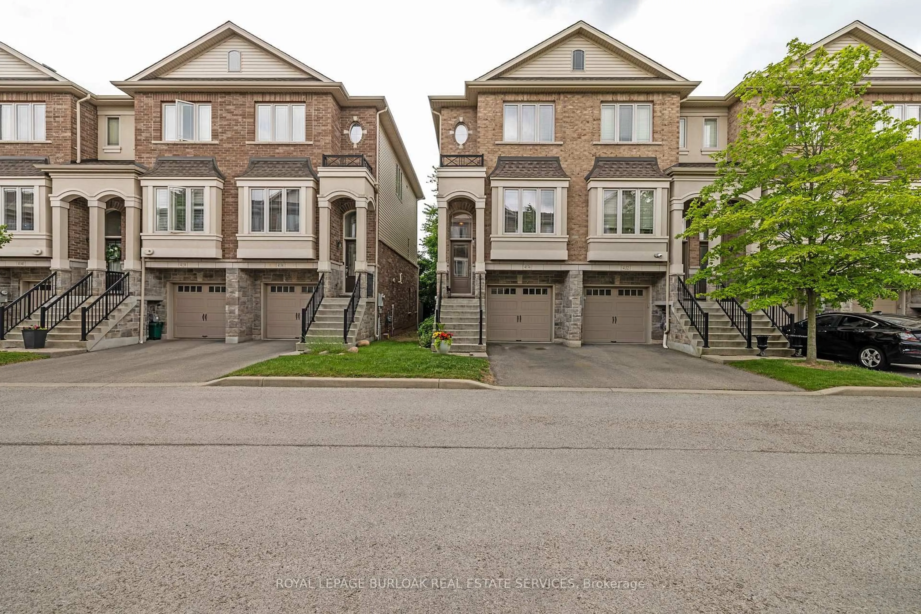 Unknown for 4134 Galileo Common, Burlington Ontario L7L 0G7