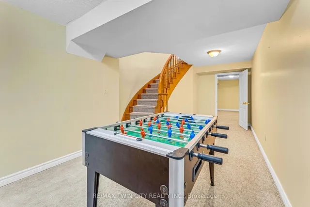 Additional property image - 670 Peter Robertson Blvd