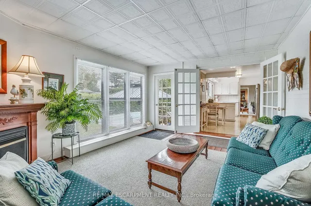 Additional property image - 3044 Woodward Ave