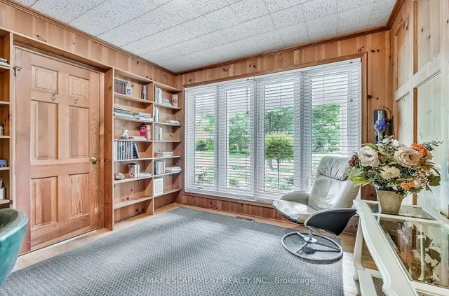 Additional property image - 3044 Woodward Ave