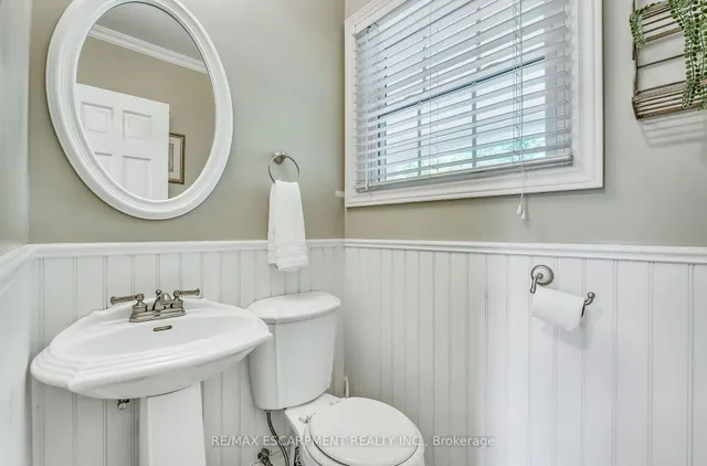 Additional property image - 3044 Woodward Ave