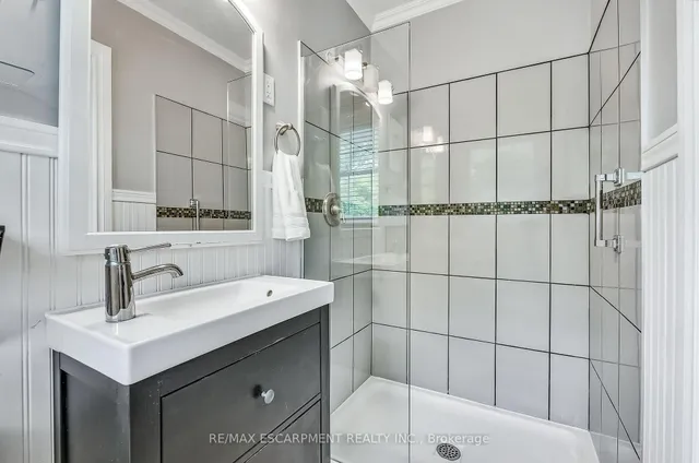 Additional property image - 3044 Woodward Ave