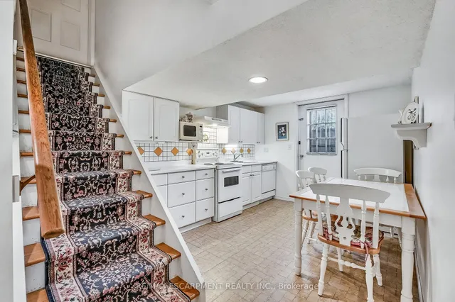 Additional property image - 3044 Woodward Ave