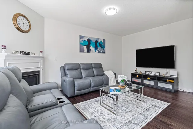 Additional property image - 99 Benhurst Cres