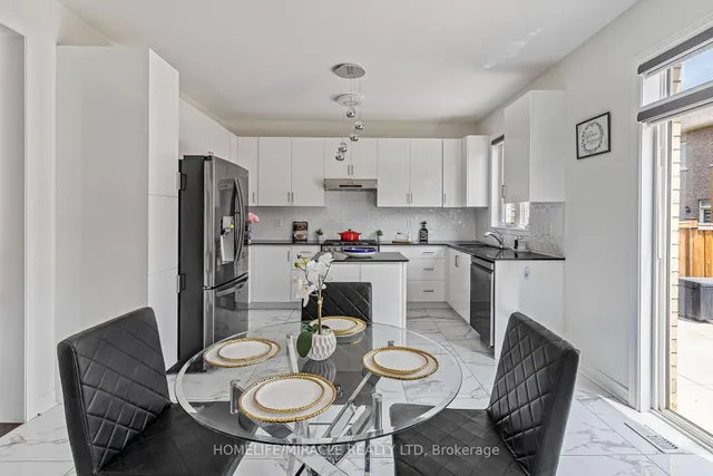 Additional property image - 99 Benhurst Cres