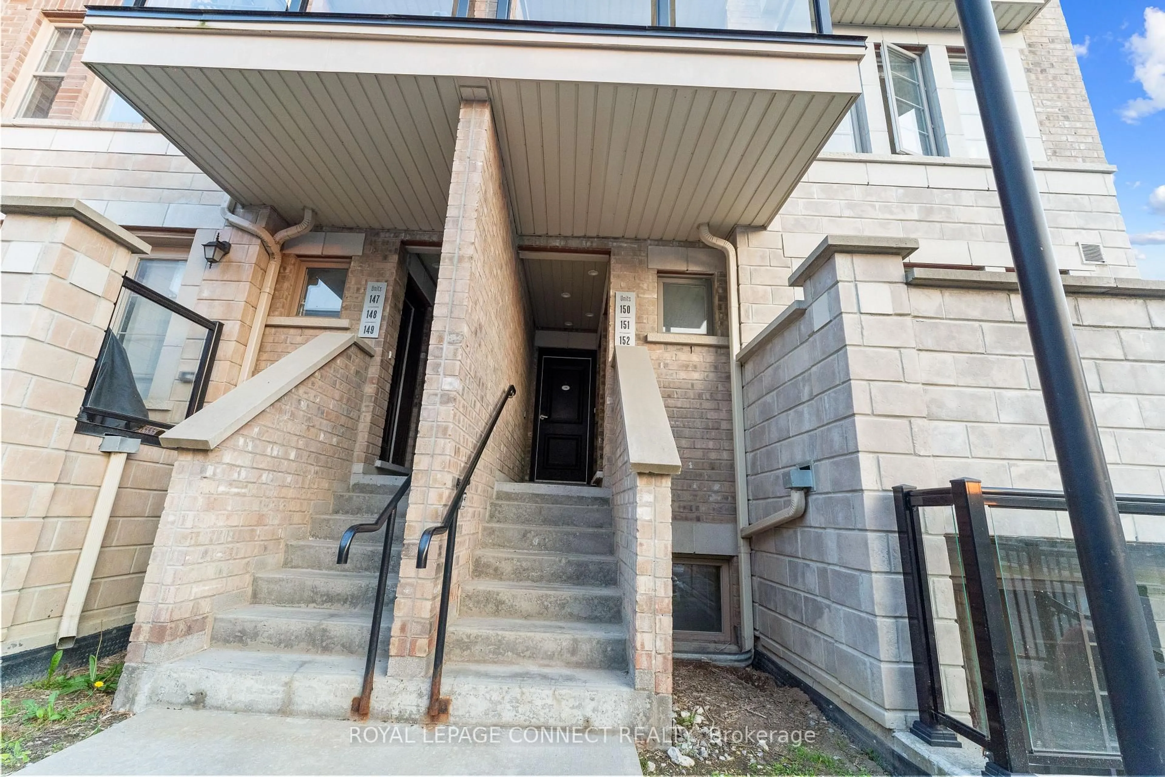 Stairs for 80 Parrotta Dr #151, Toronto Ontario M9M 0B5