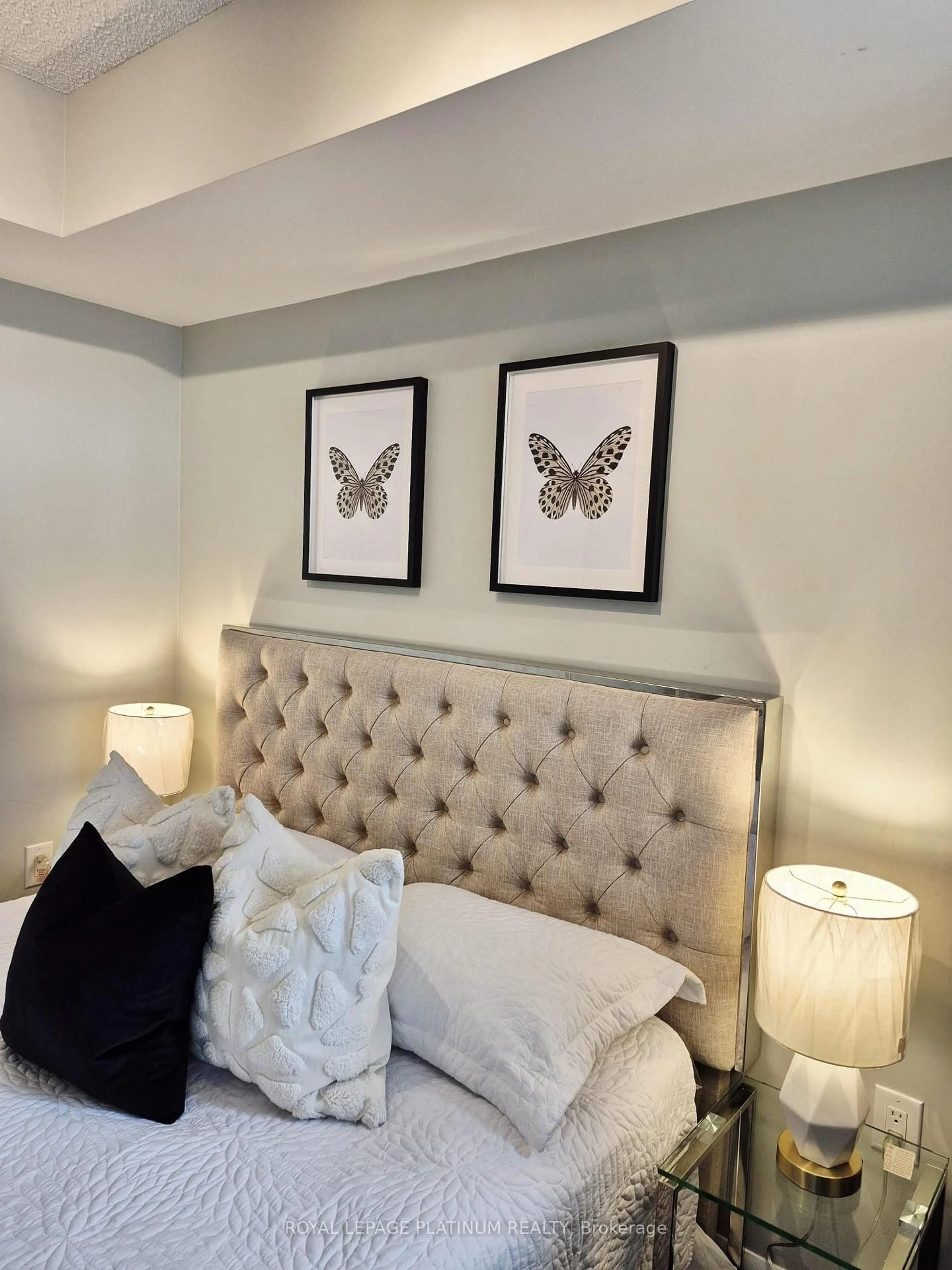 Bedroom with bed, unknown for 830 Lawrence Ave #1611, Toronto Ontario M6A 0B6