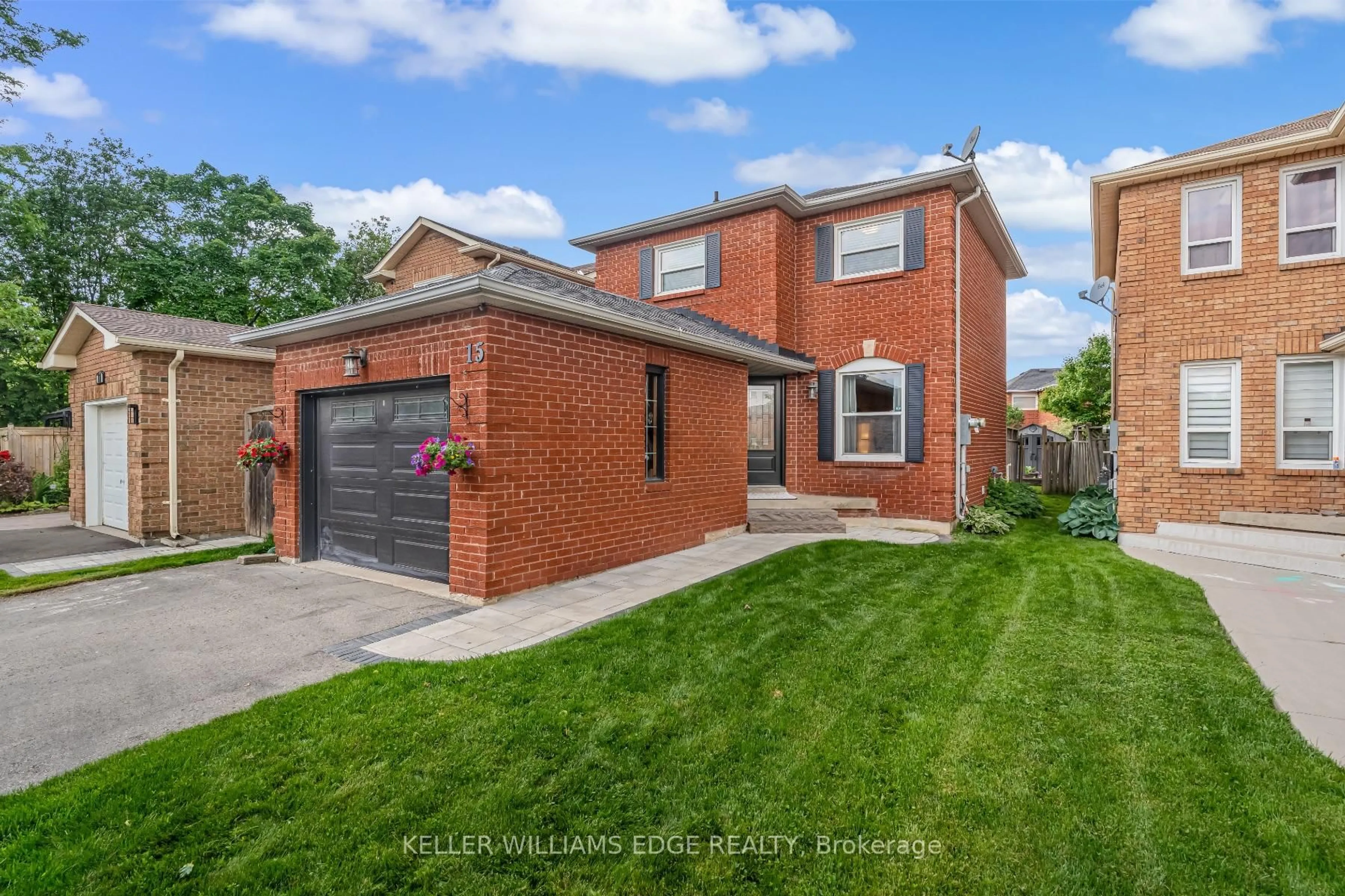 Home with brick exterior material, street for 15 Smith Dr, Halton Hills Ontario L7G 5K7