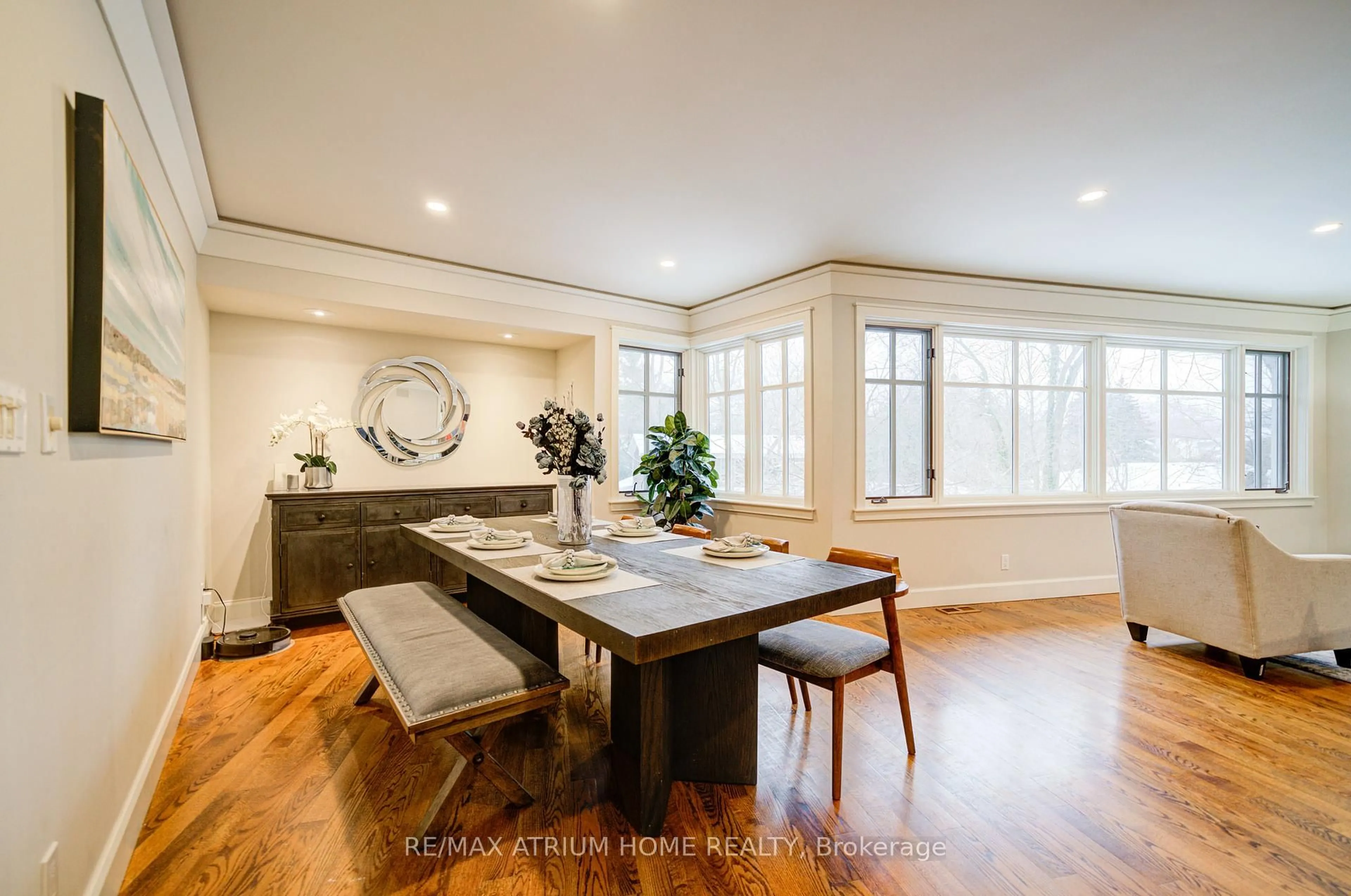 Dining room, unknown for 223 Trelawn Ave, Oakville Ontario L6J 4R3