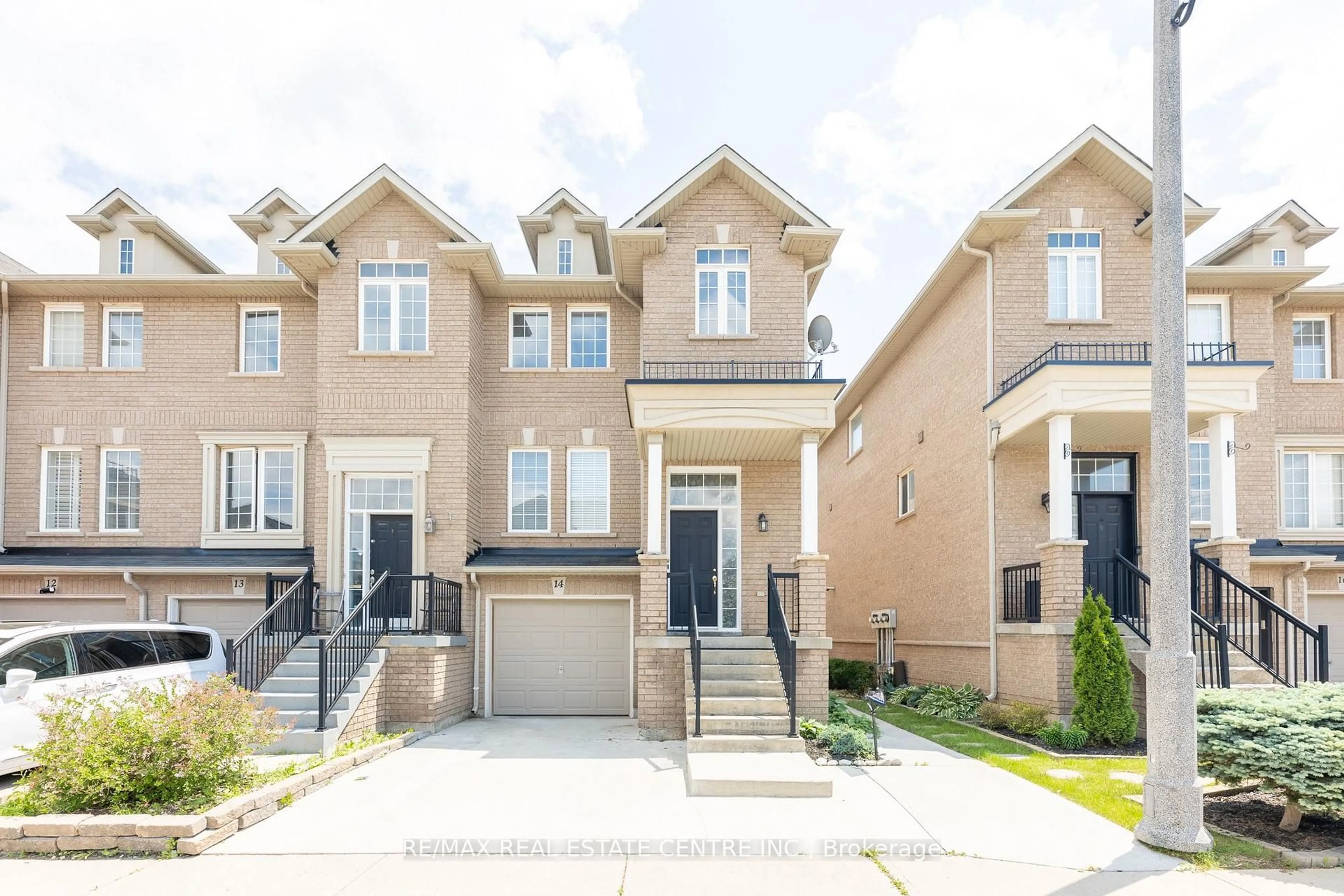 Unknown for 2280 Baronwood Dr #14, Oakville Ontario L6M 5J8