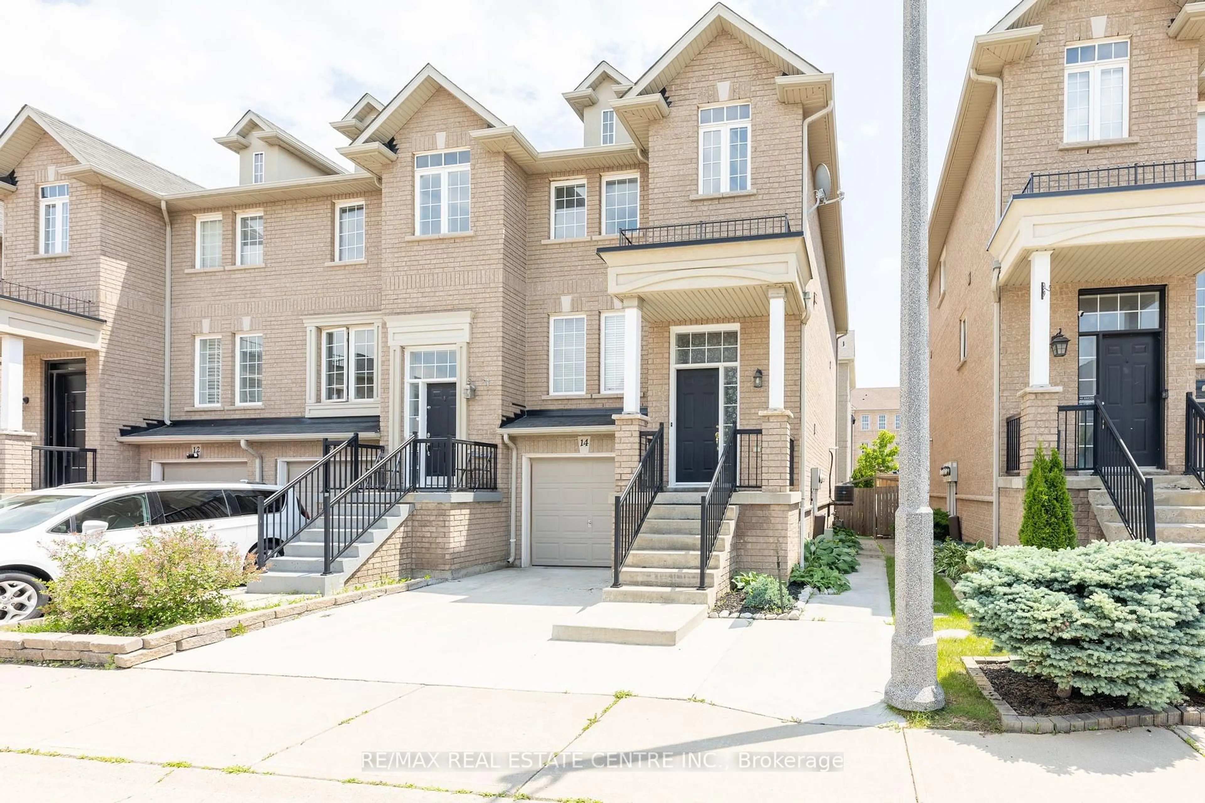 Unknown for 2280 Baronwood Dr #14, Oakville Ontario L6M 5J8
