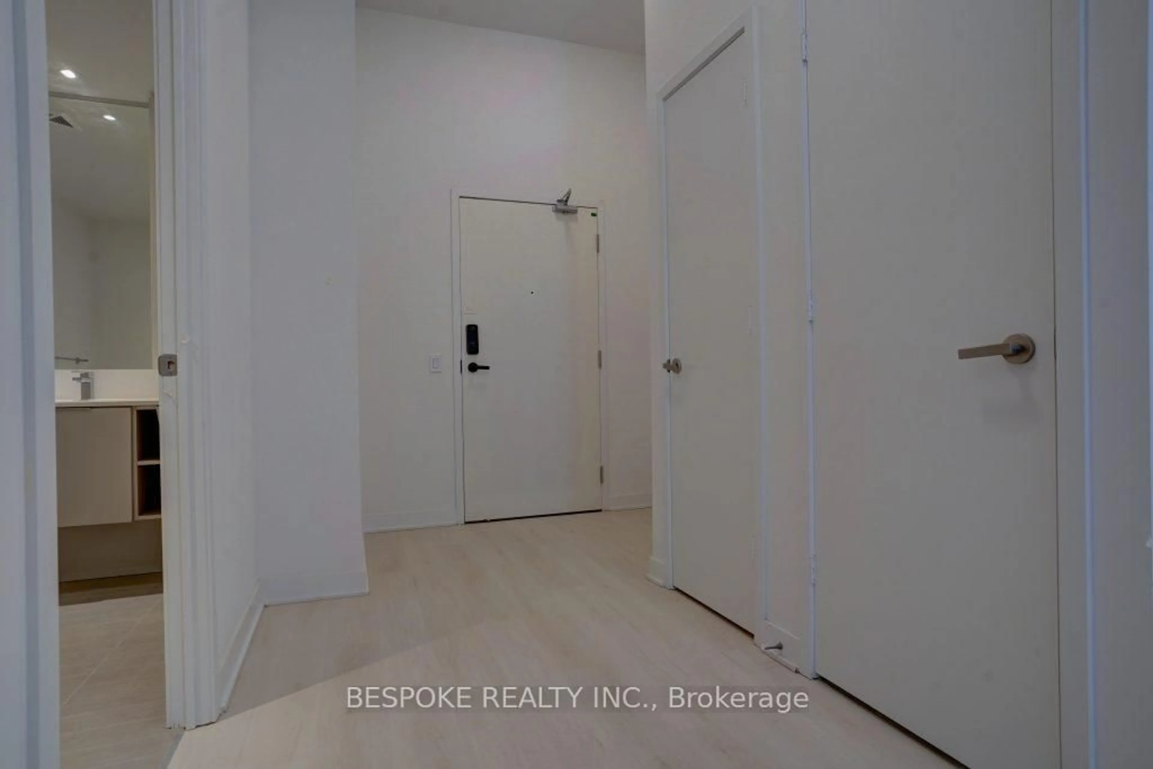 A pic of a room for 3900 Confederation Pkwy #317, Mississauga Ontario L5B 0M3