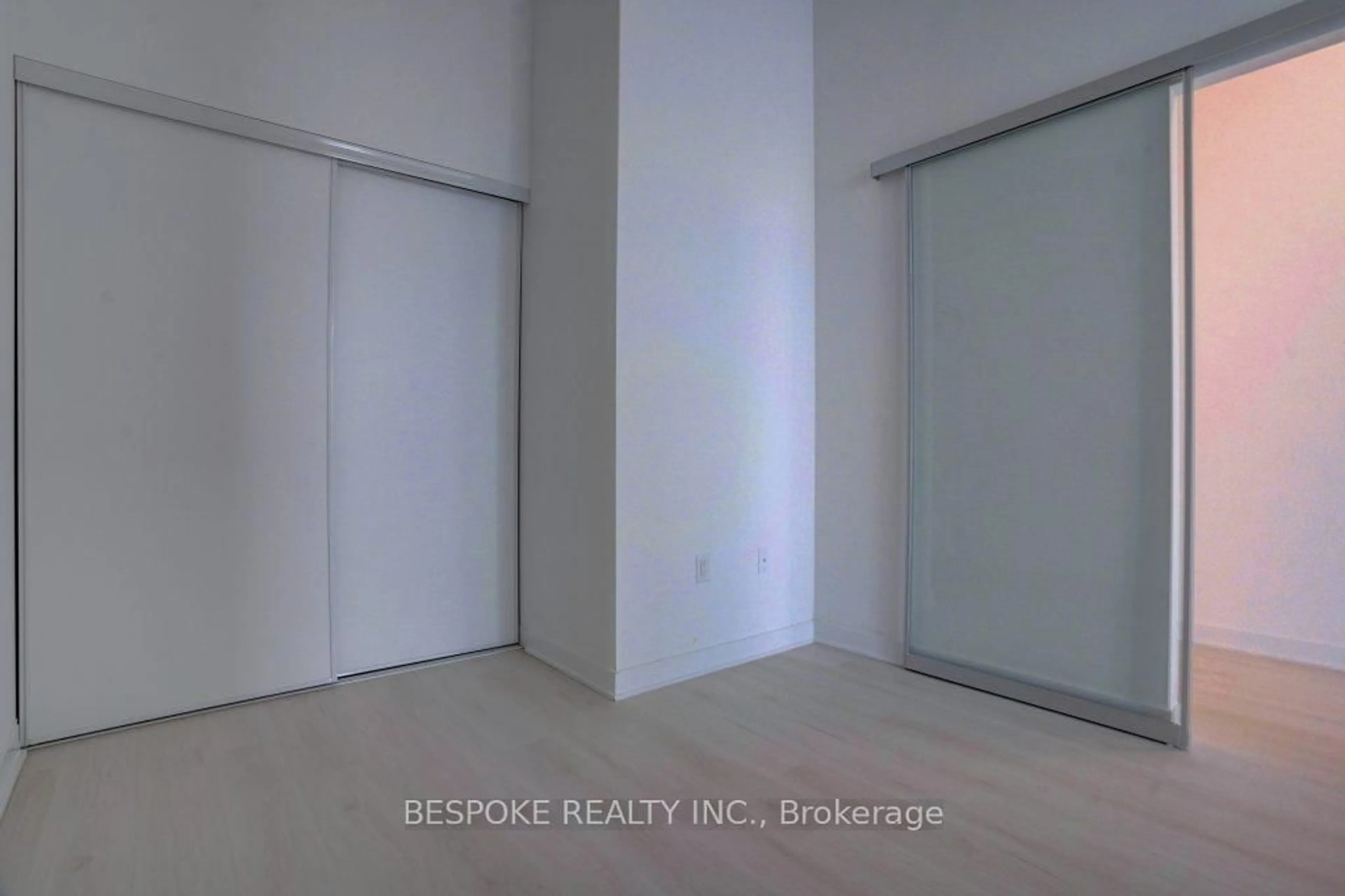 A pic of a room for 3900 Confederation Pkwy #317, Mississauga Ontario L5B 0M3