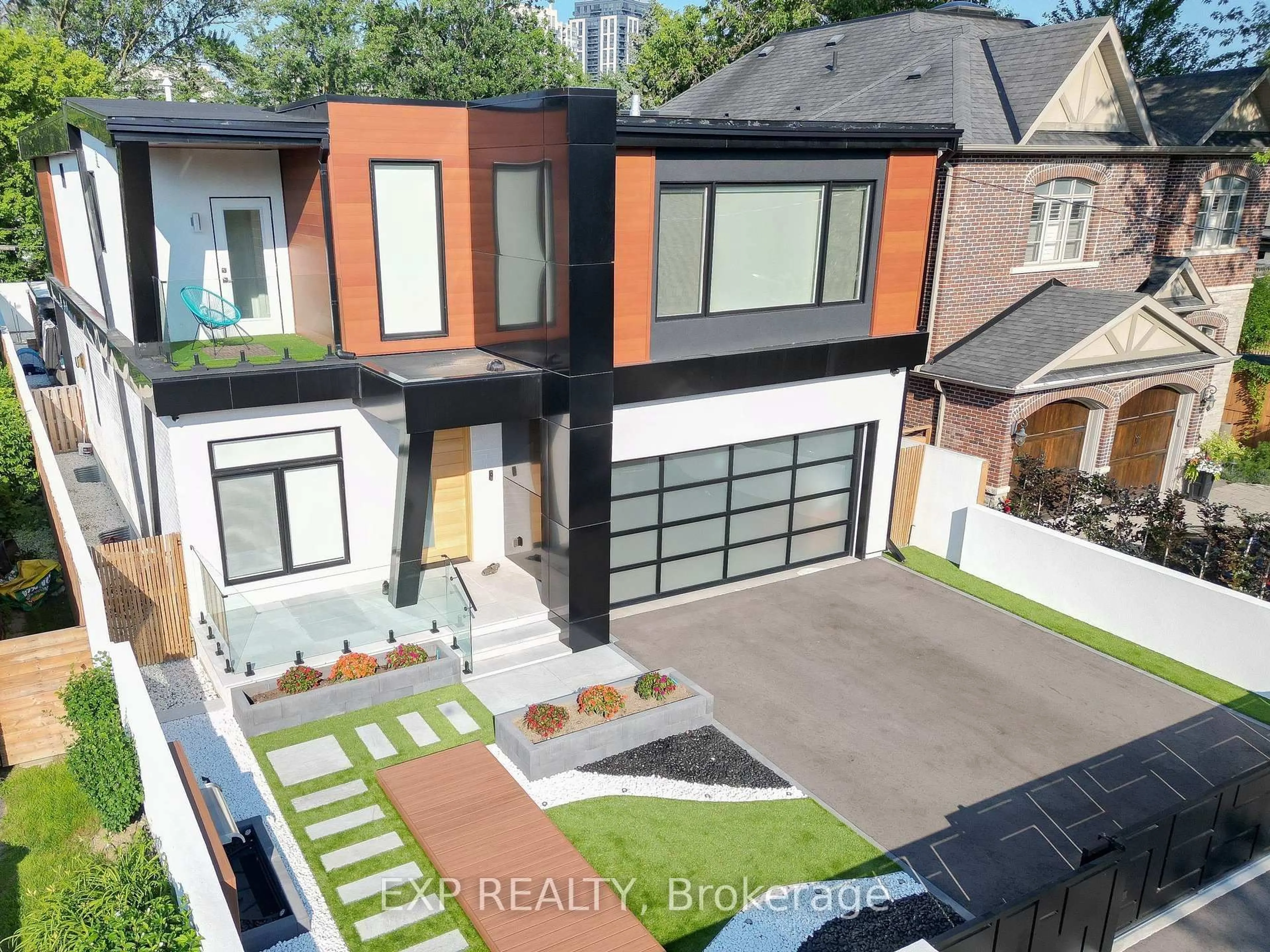 Unknown for 27 Prennan Ave, Toronto Ontario M9B 4B7