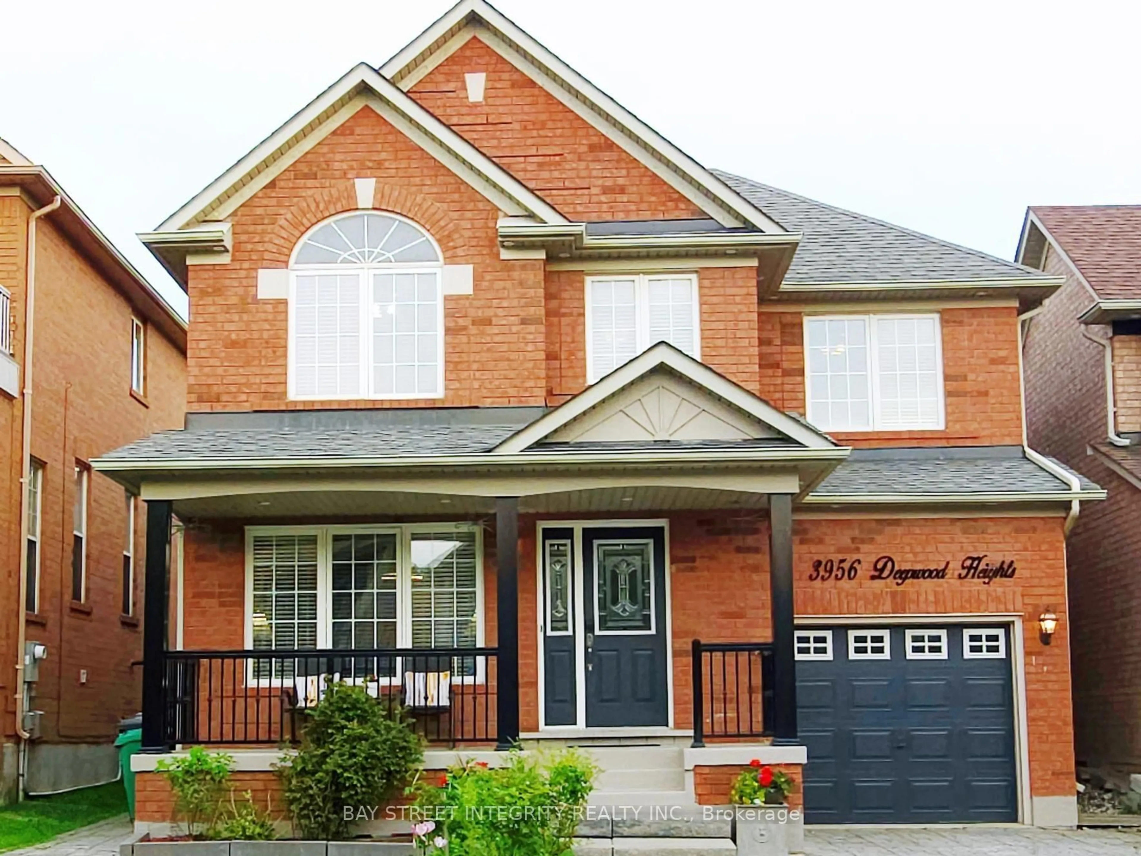 Home with brick exterior material, street for 3956 Deepwood Hts, Mississauga Ontario L5M 6L9