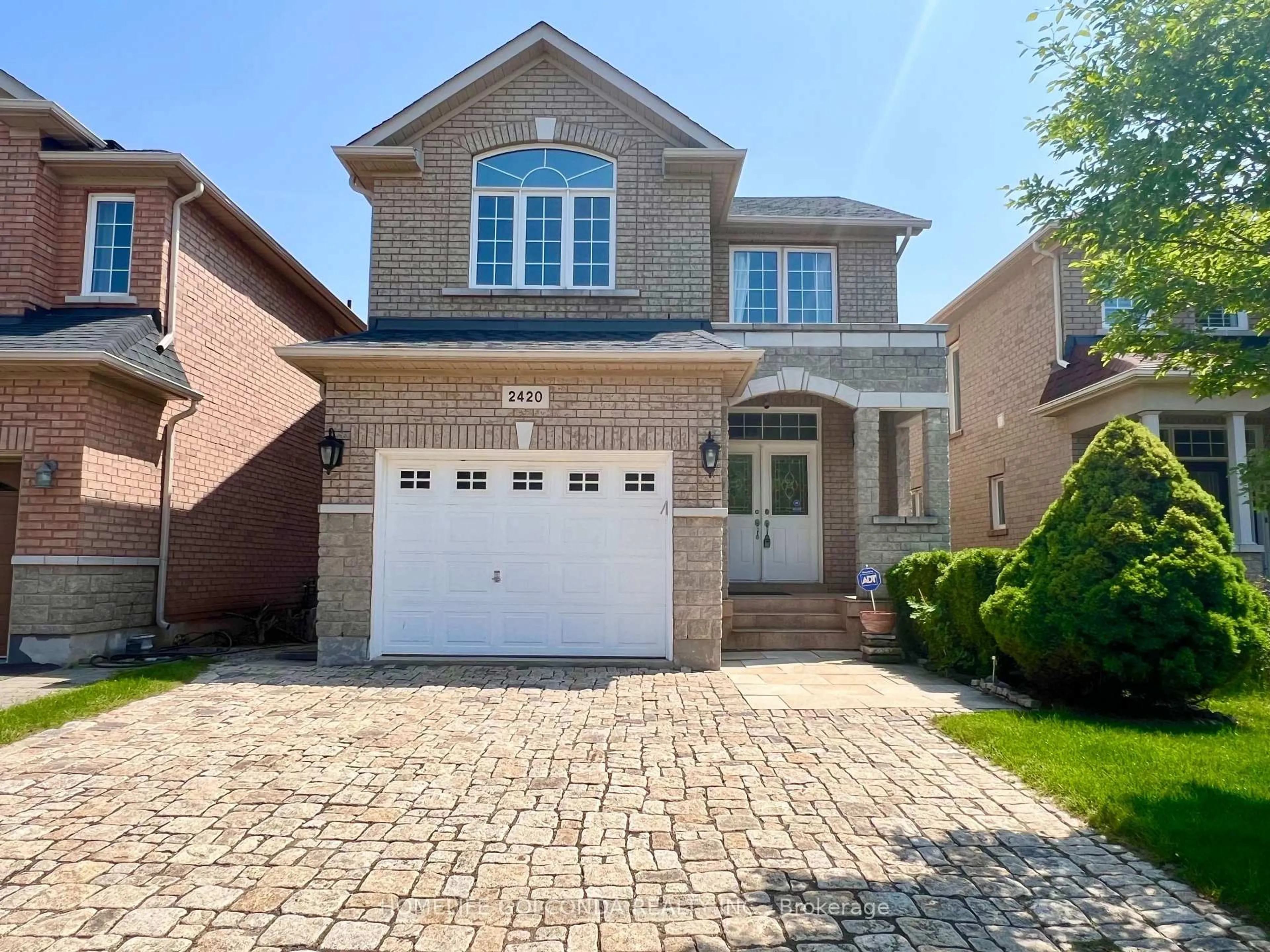 Home with brick exterior material, street for 2420 Hilda Dr, Oakville Ontario L6H 7N3