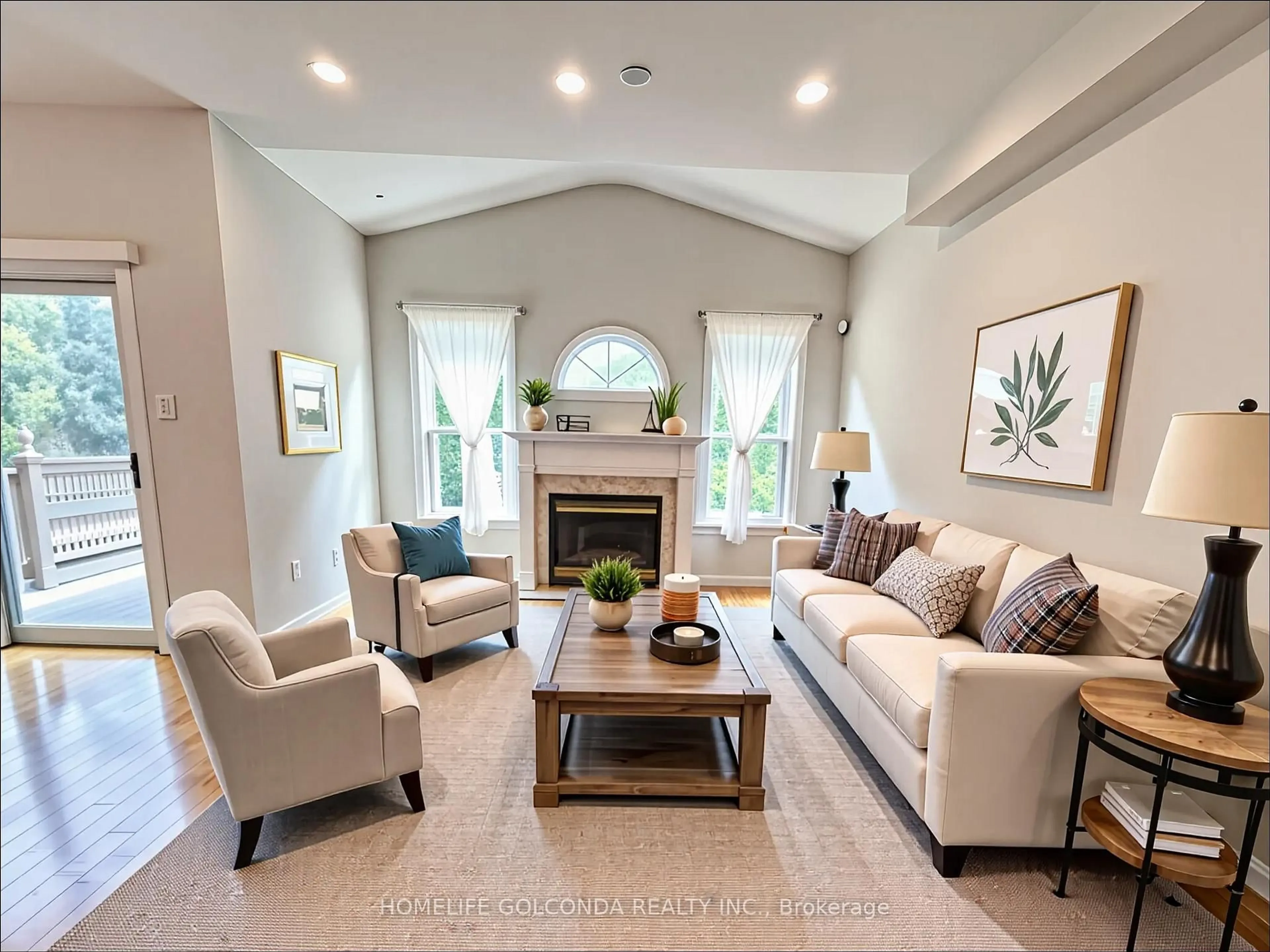 Living room with furniture, unknown for 2420 Hilda Dr, Oakville Ontario L6H 7N3