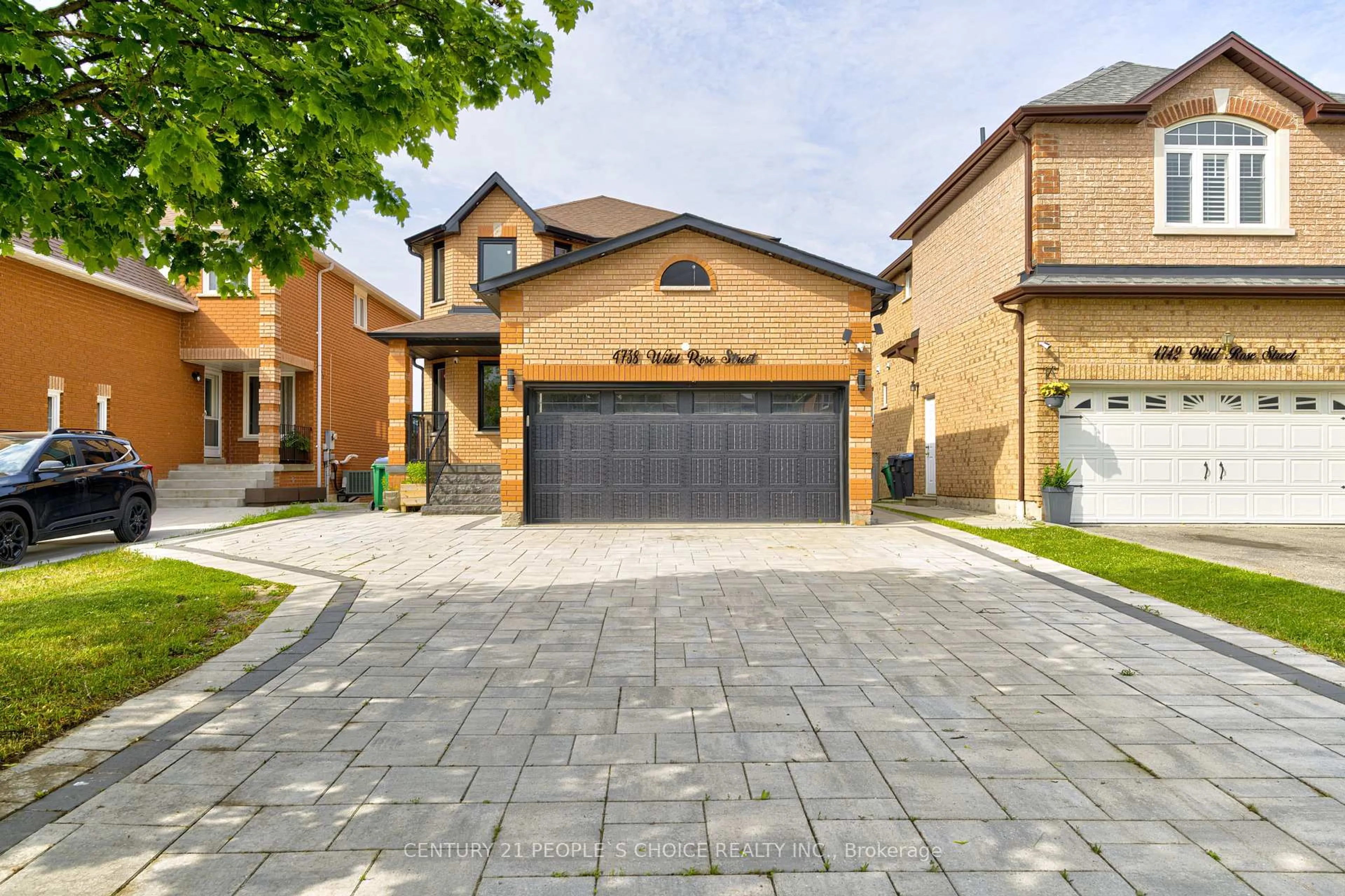 Home with brick exterior material, street for 4738 Wild Rose St, Mississauga Ontario L5M 5M6