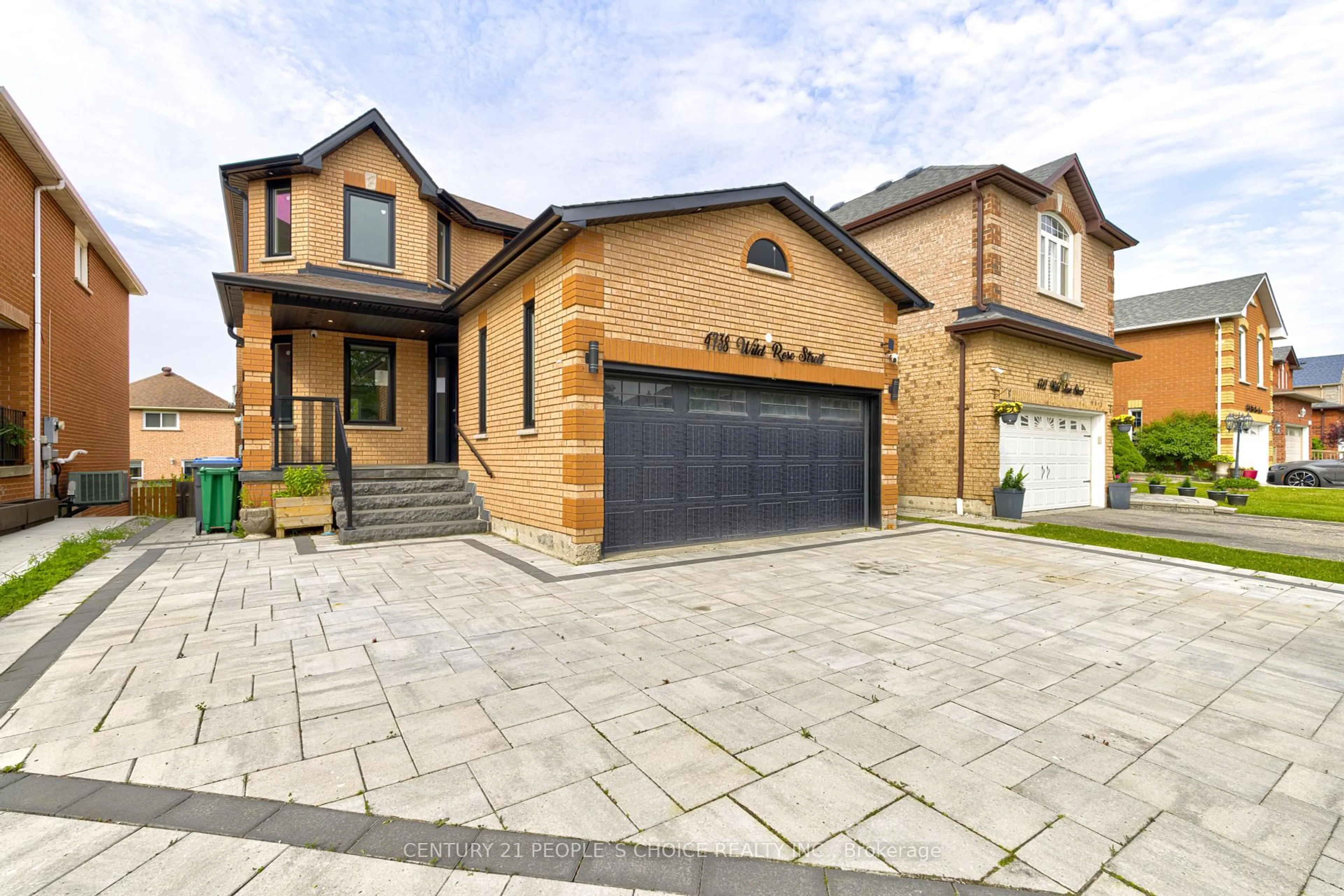 Home with brick exterior material, street for 4738 Wild Rose St, Mississauga Ontario L5M 5M6