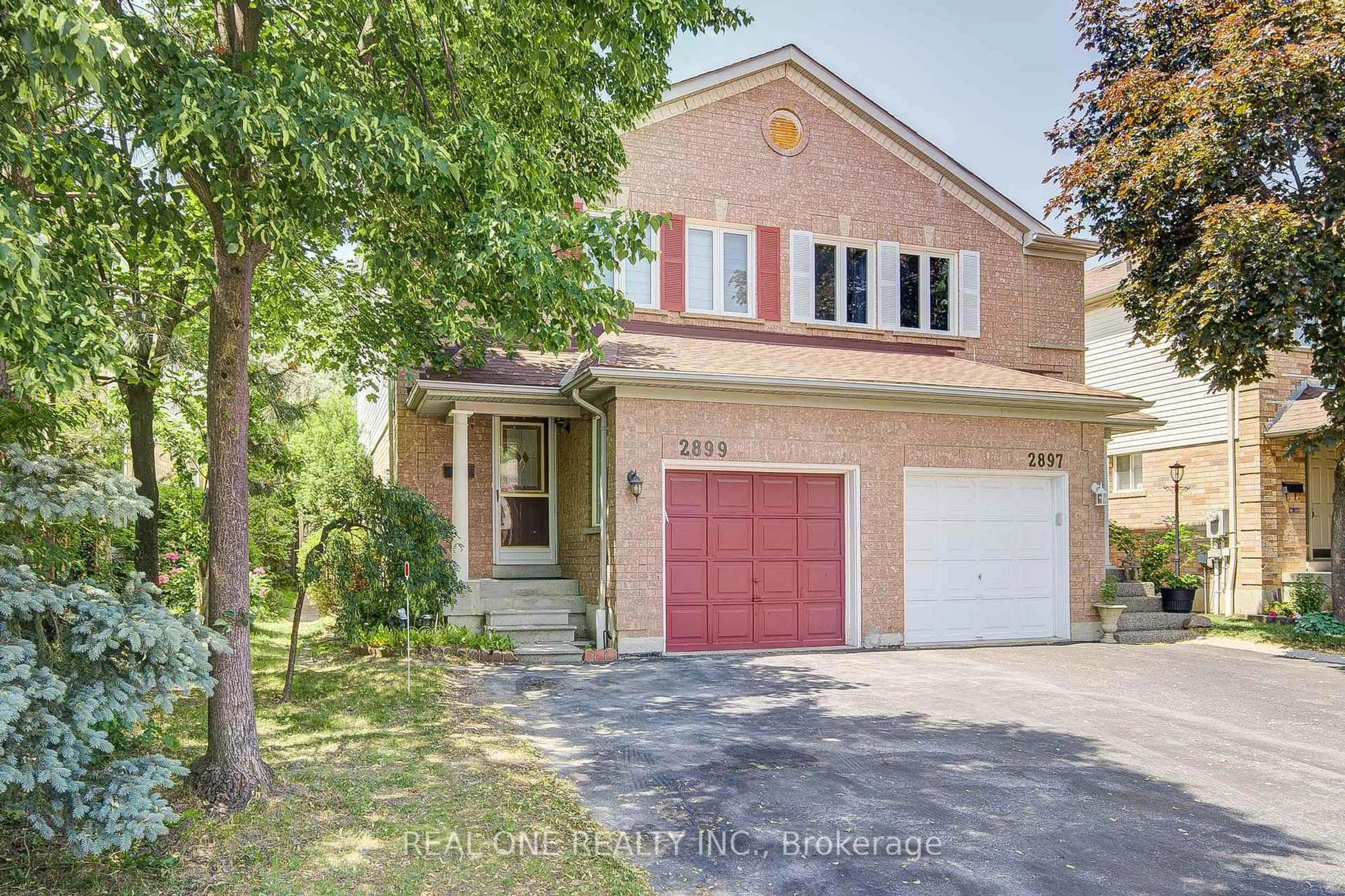 Home with brick exterior material, street for 2899 Westbury Crt, Mississauga Ontario L5M 6B2