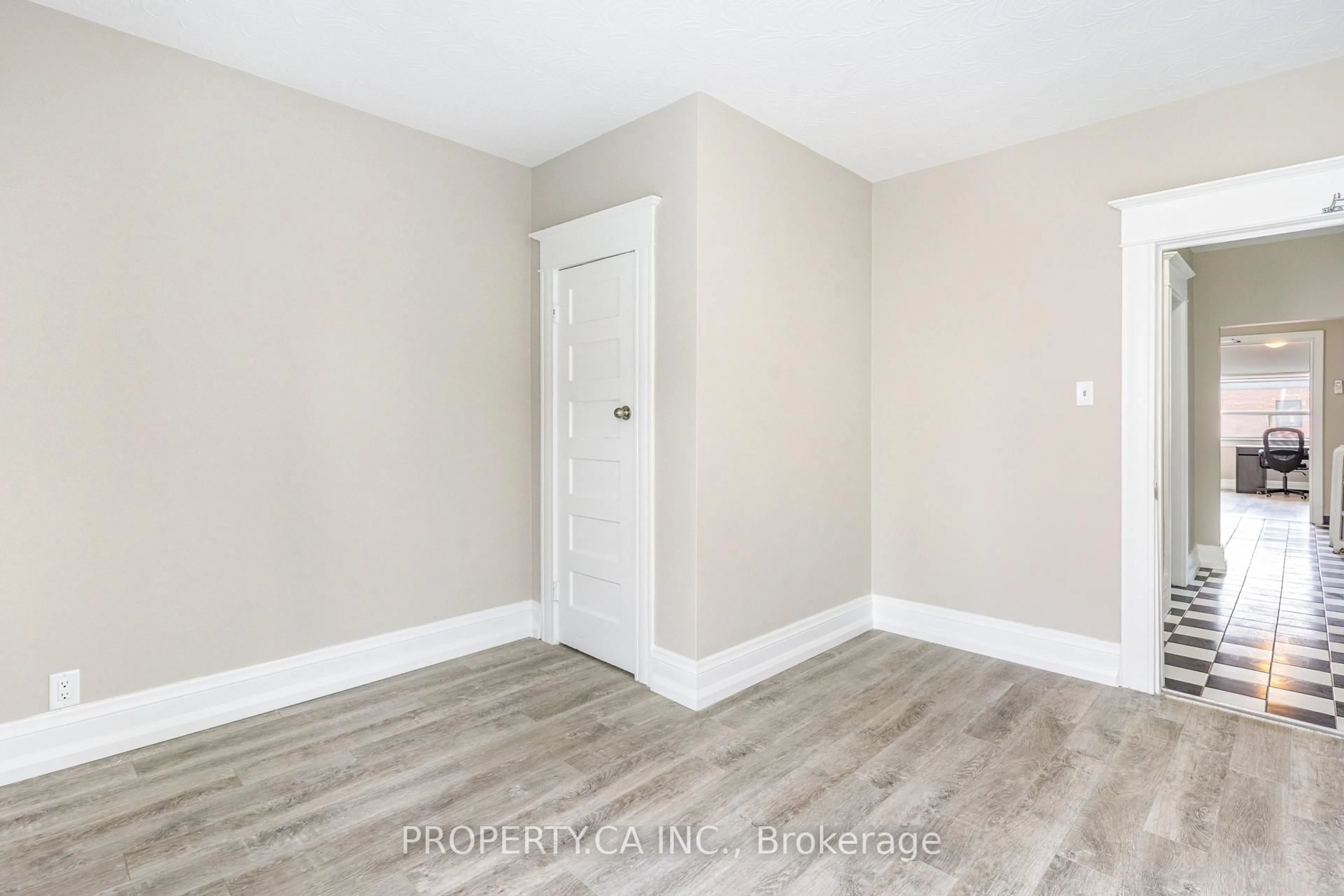 A pic of a room for 463 St Clarens Ave, Toronto Ontario M6H 3W4