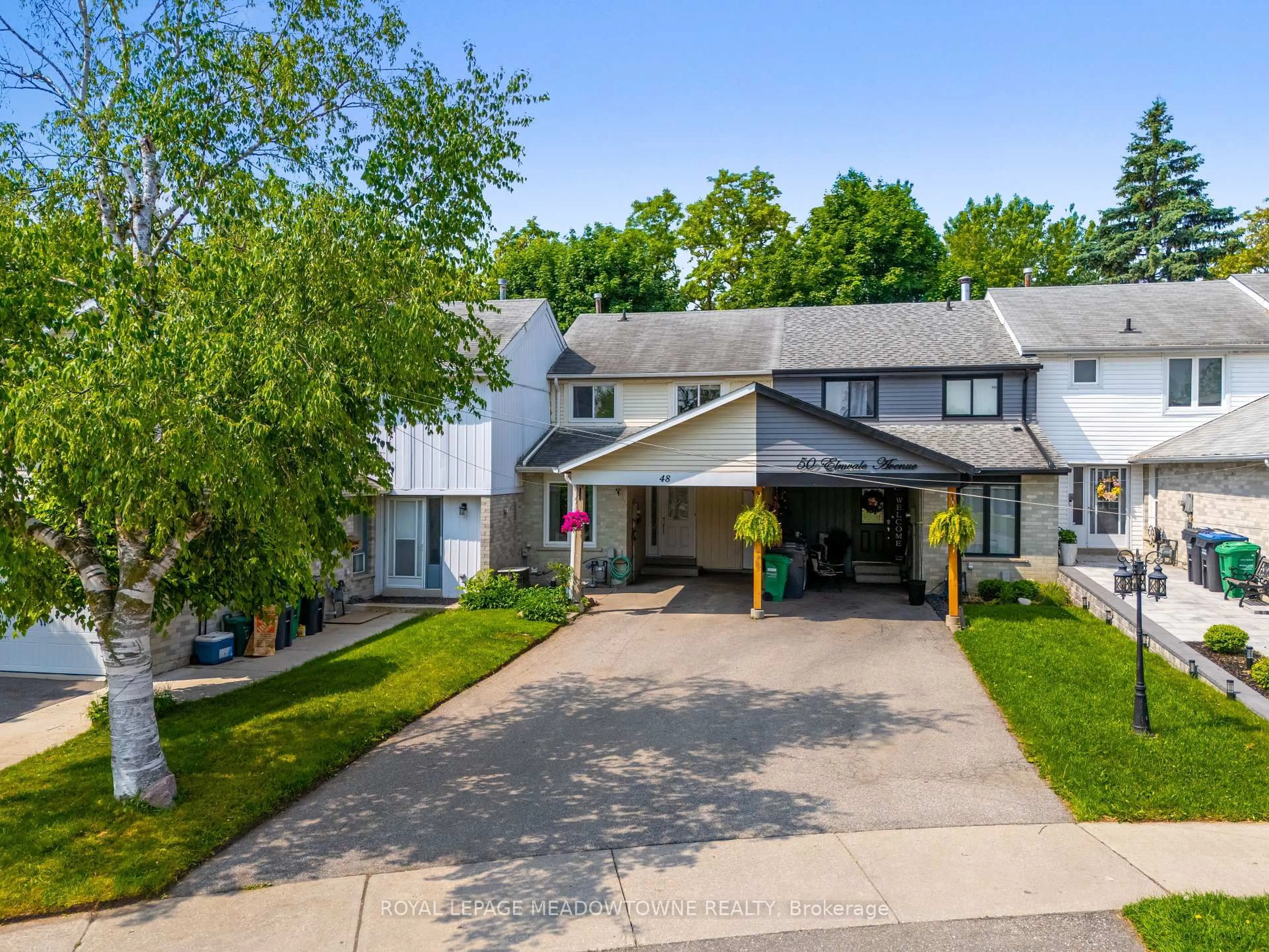A pic from outside/outdoor area/front of a property/back of a property/a pic from drone, street for 48 Elmvale Ave, Brampton Ontario L6Z 1A5